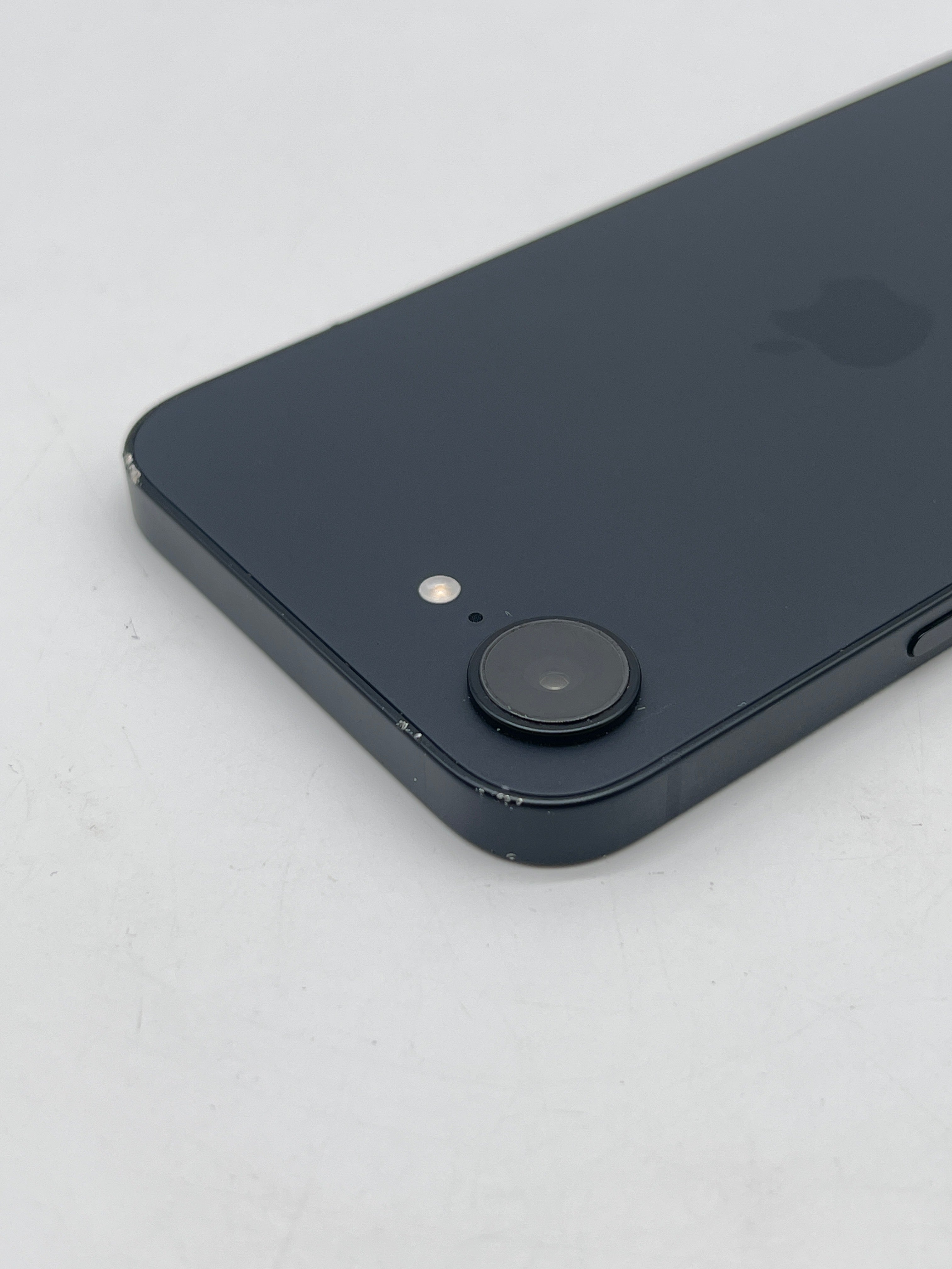 Apple iPhone 16e 128GB Boost Mobile Black - Used