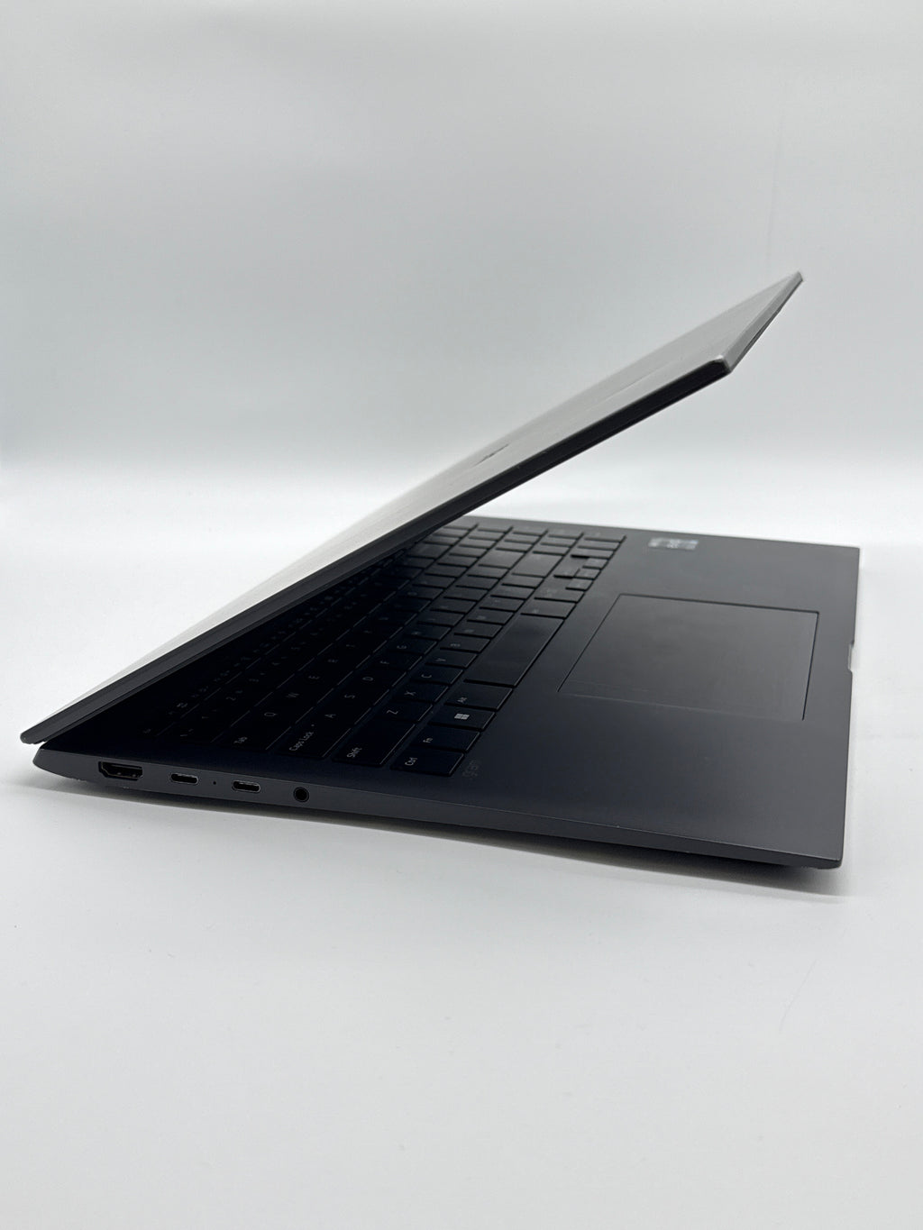 LG Gram 16Z90R-K.AAS6U1 i5-1340P 16GB RAM 512GB SSD