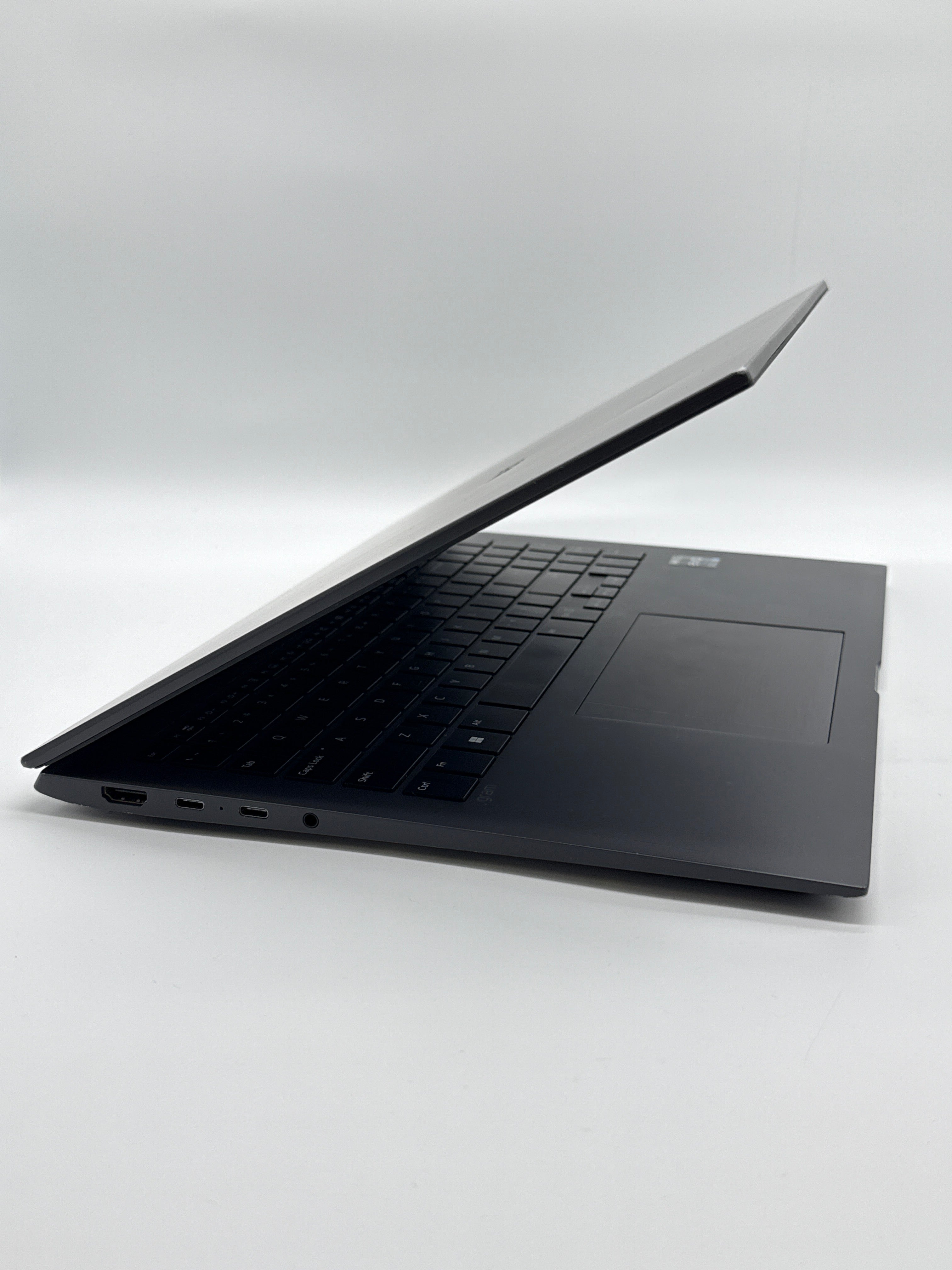 LG Gram 16Z90R-K.AAS6U1 i5-1340P 16GB RAM 512GB SSD