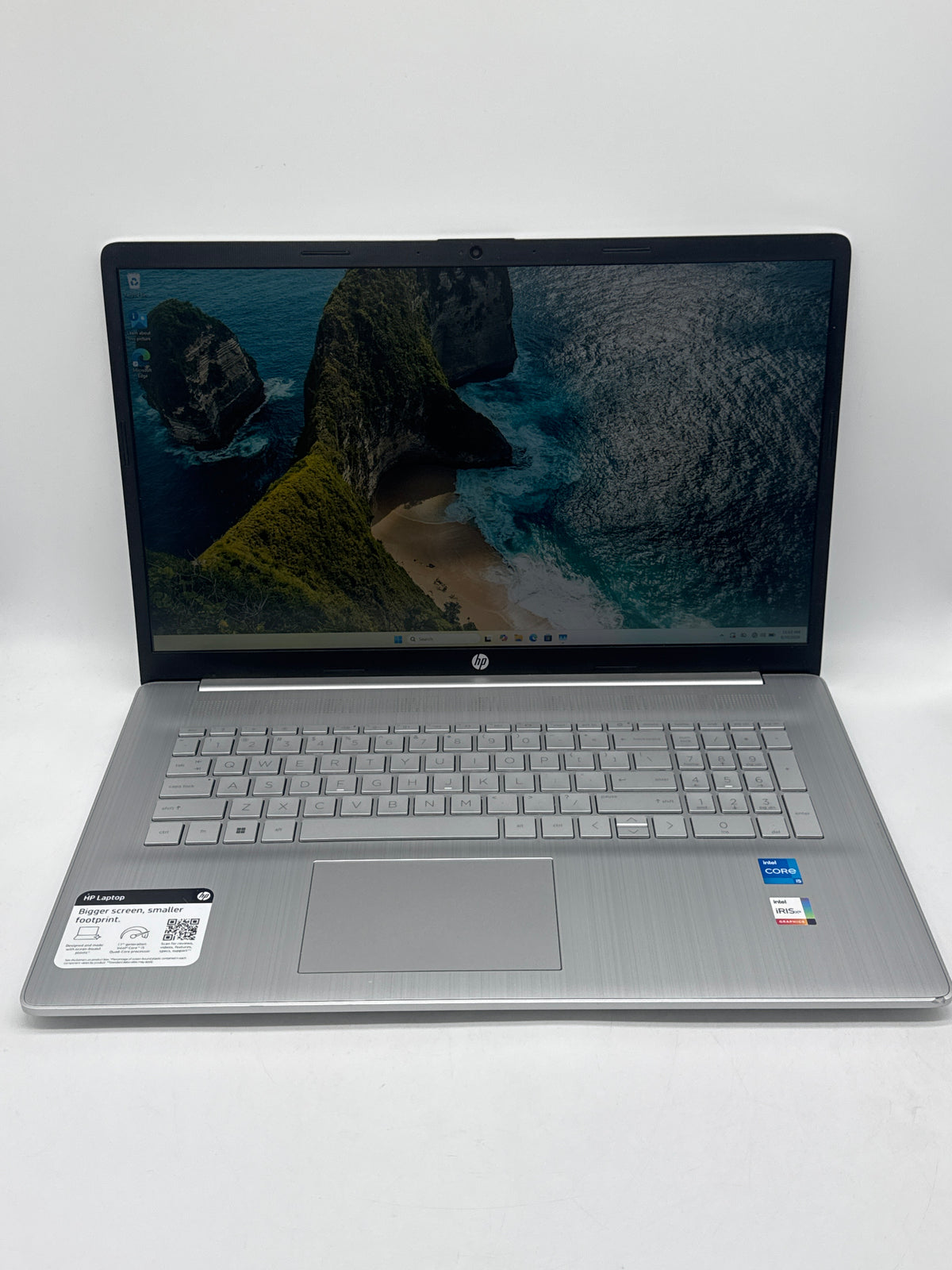 HP 17-cn0023dx 17" Intel Core i5-1135G7 8GB RAM 256GB SSD Silver - Used