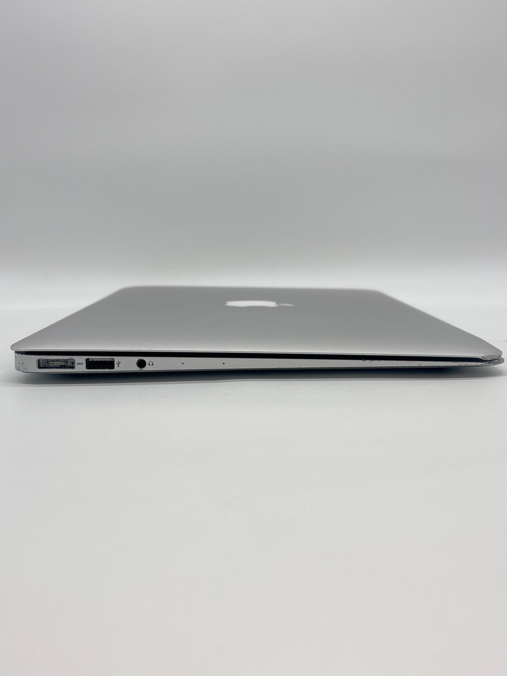 Apple MacBook Air 11" A1465 2015 Intel Core i5 4GB RAM 128GB SSD