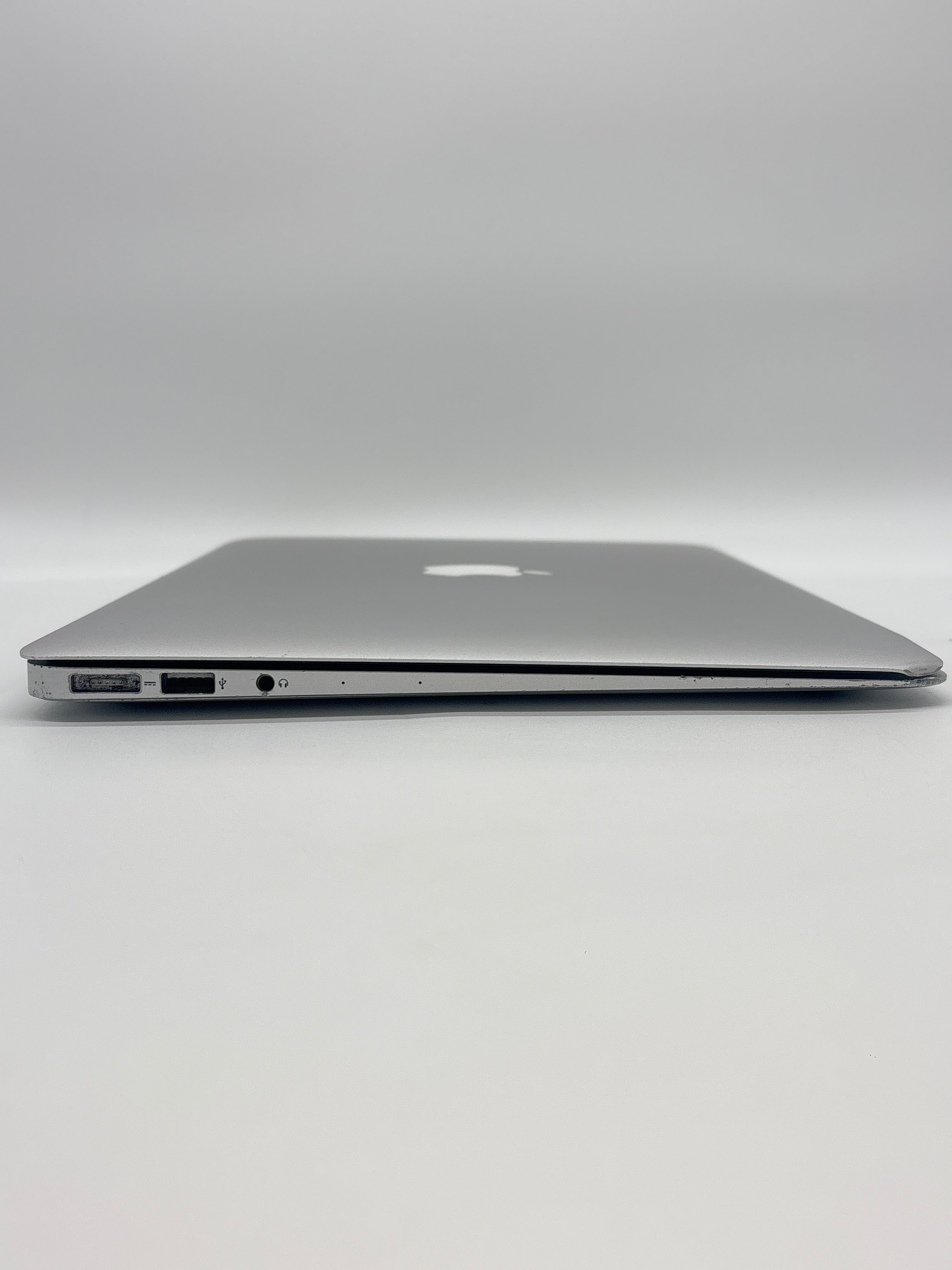 Apple MacBook Air 11" A1465 2015 Intel Core i5 4GB RAM 128GB SSD