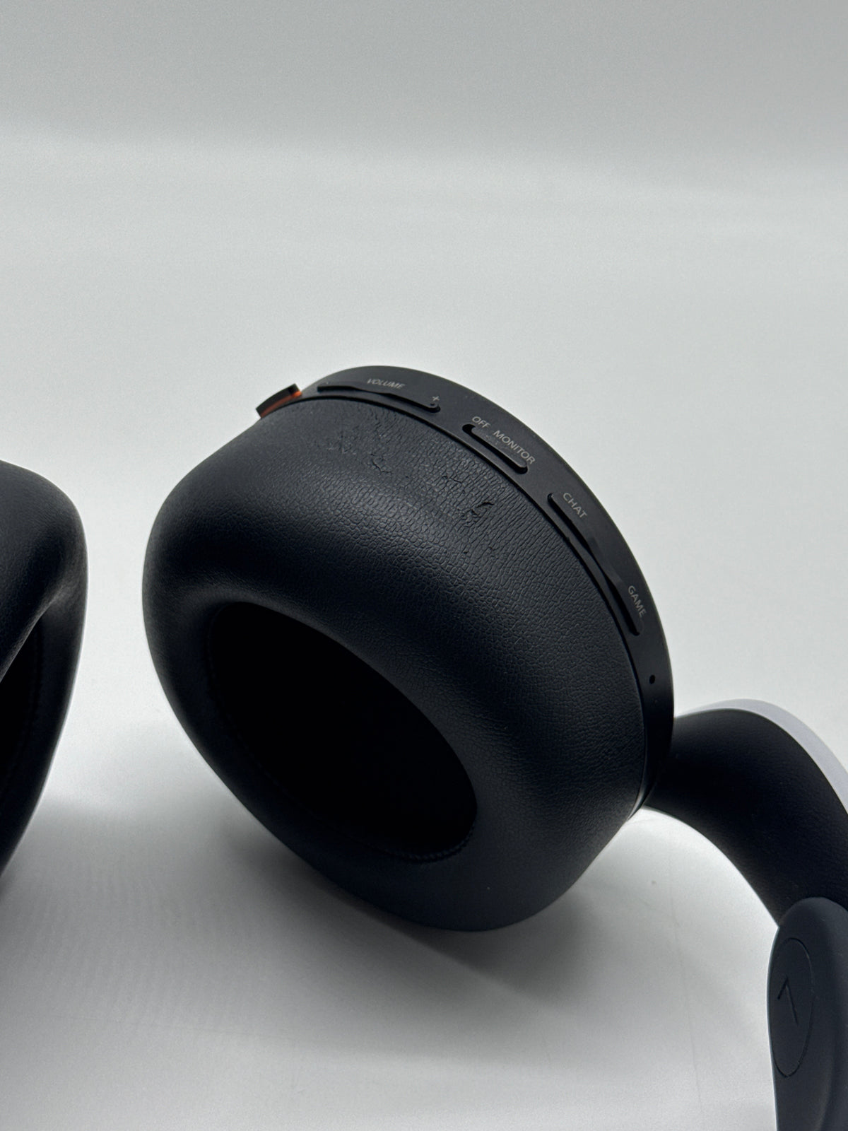 Sony PlayStation Pulse 3D Wireless Headset Black 3D Audio Mic - Used