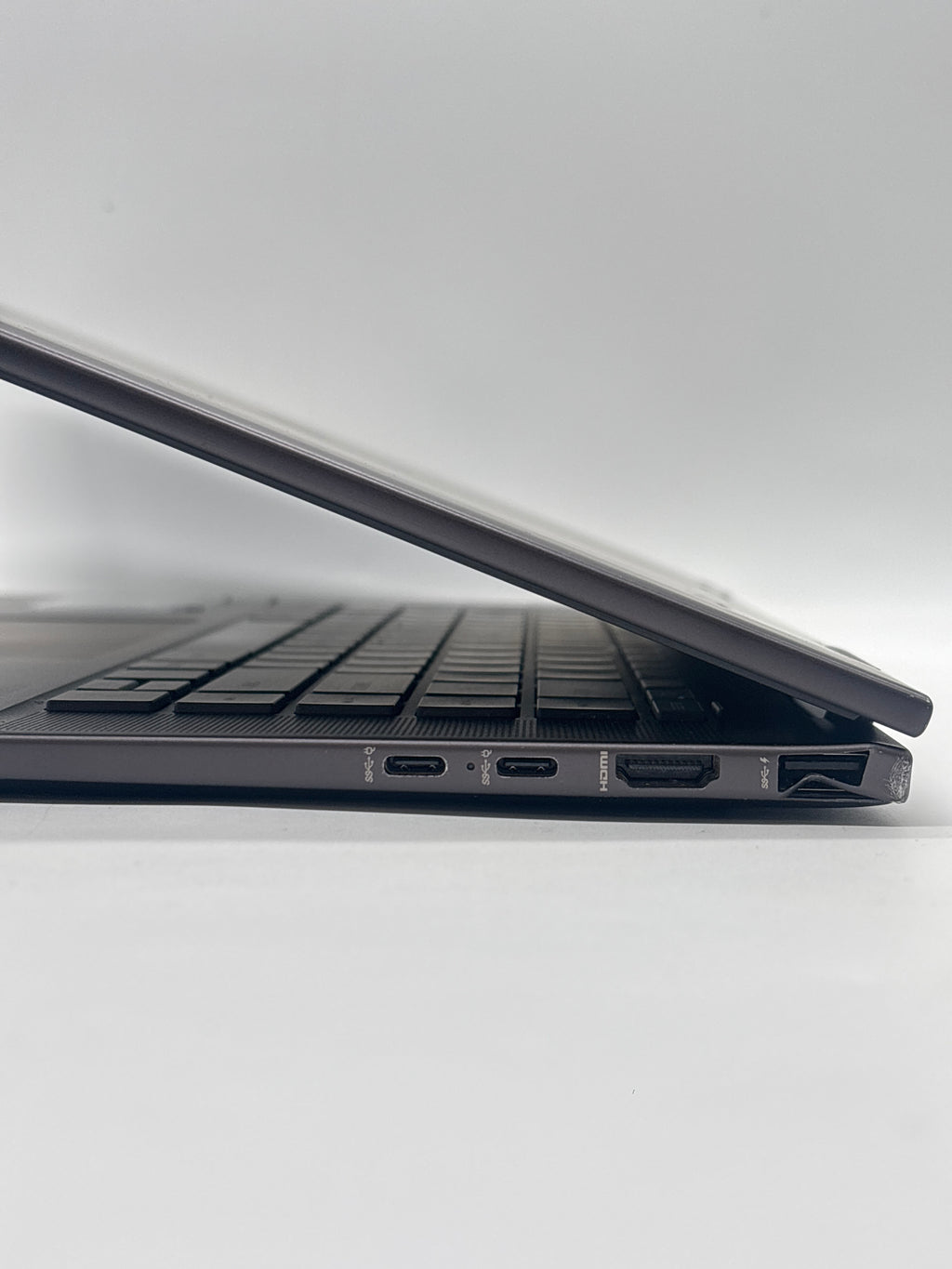 HP ENVY 15-fh0013dx Ryzen 5 7530U 8GB RAM 256GB SSD - For Parts (Damaged Ports)