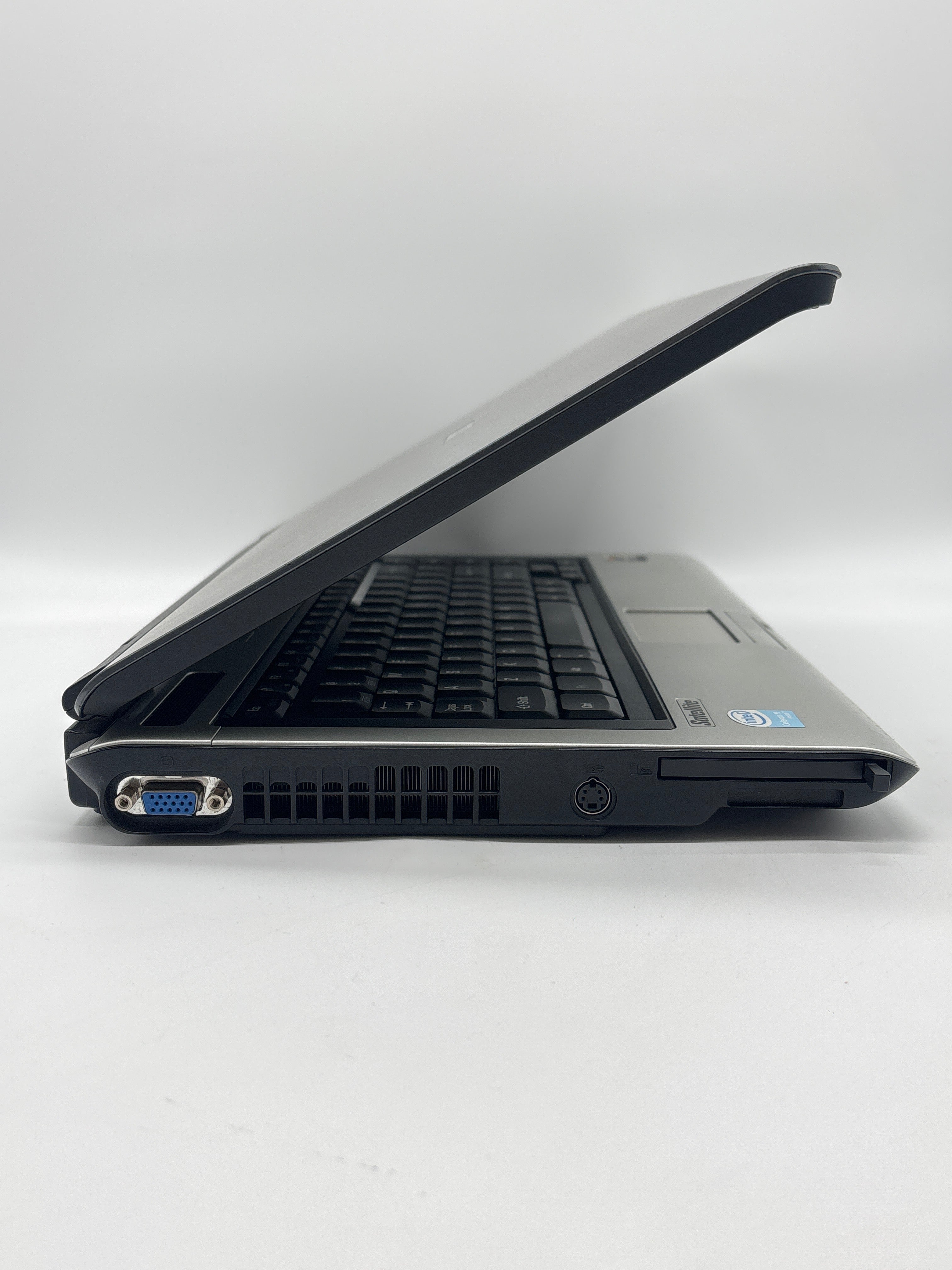 Toshiba Satellite M105-S1021 Intel Celeron 2GB RAM 80GB HDD