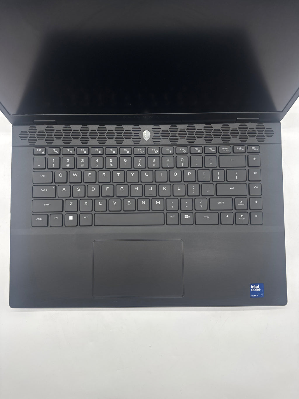 Dell Alienware M16 R2 Ultra 7 155H 16GB RAM 1TB SSD RTX 4070 - For Parts (Read DESC)