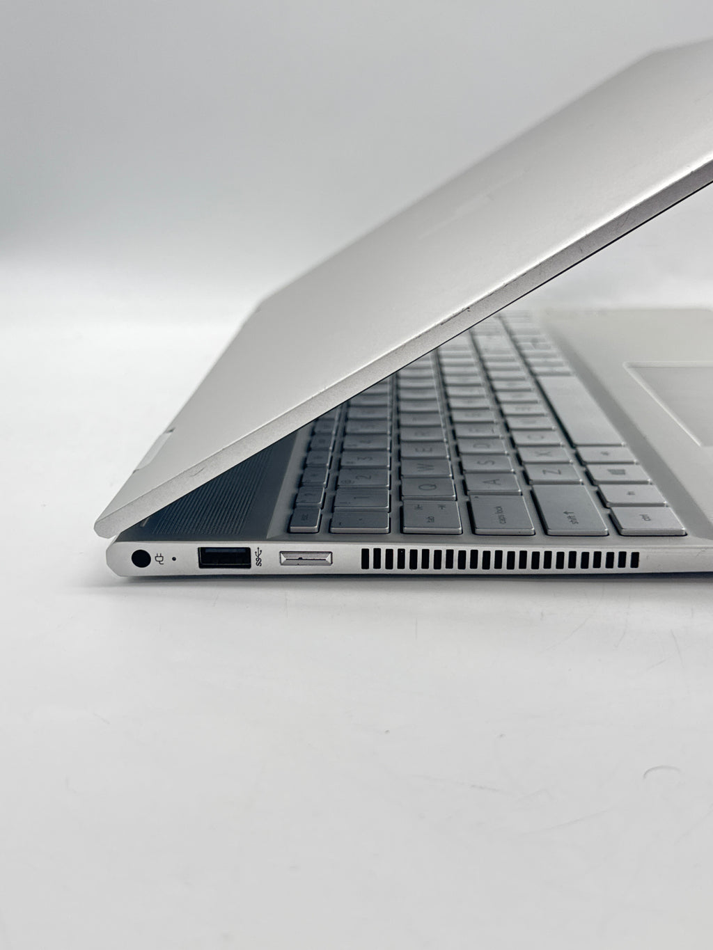 HP Envy x360 15-dr1066nr i7-10510U 16GB RAM 512GB SSD - READ