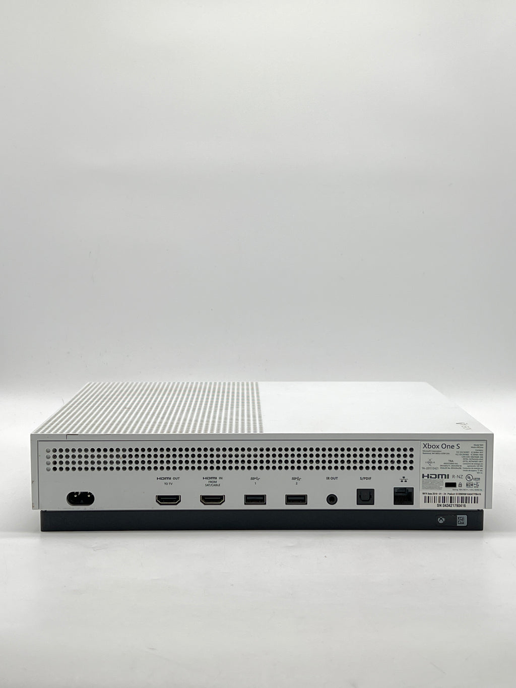 Microsoft Xbox One S 1681 1TB White Console w/ 2 Controllers 2 Games - Used