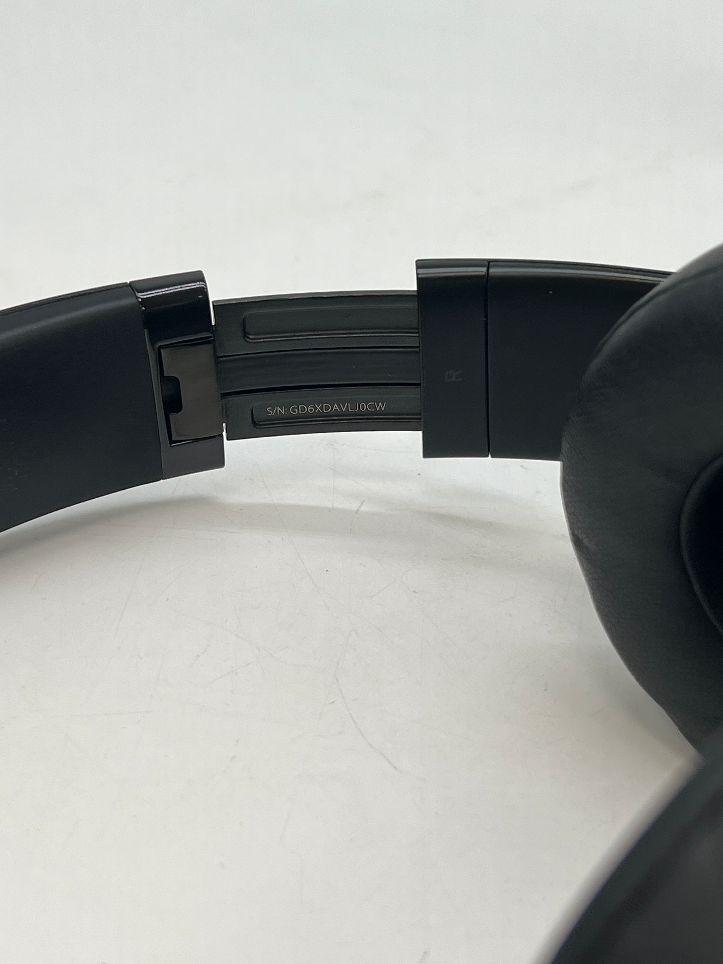 Beats by Dr. Dre Studio 3 Over-Ear Headphones with Case - Used