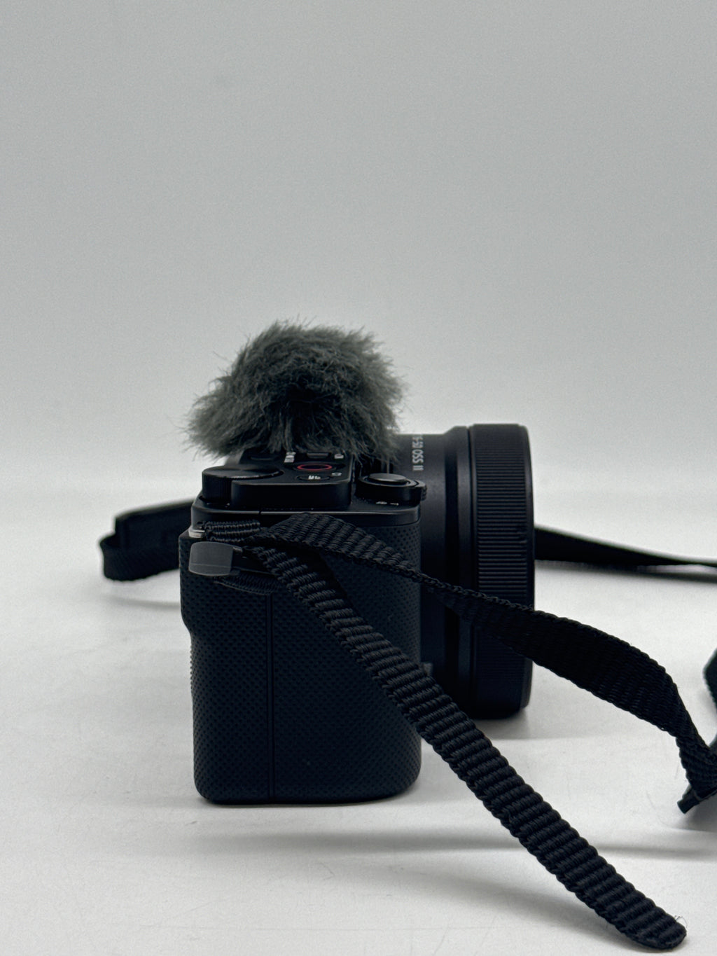 Sony ZV-E10 24MP Mirrorless w/ 16-50mm OSS II Lens Black - Used