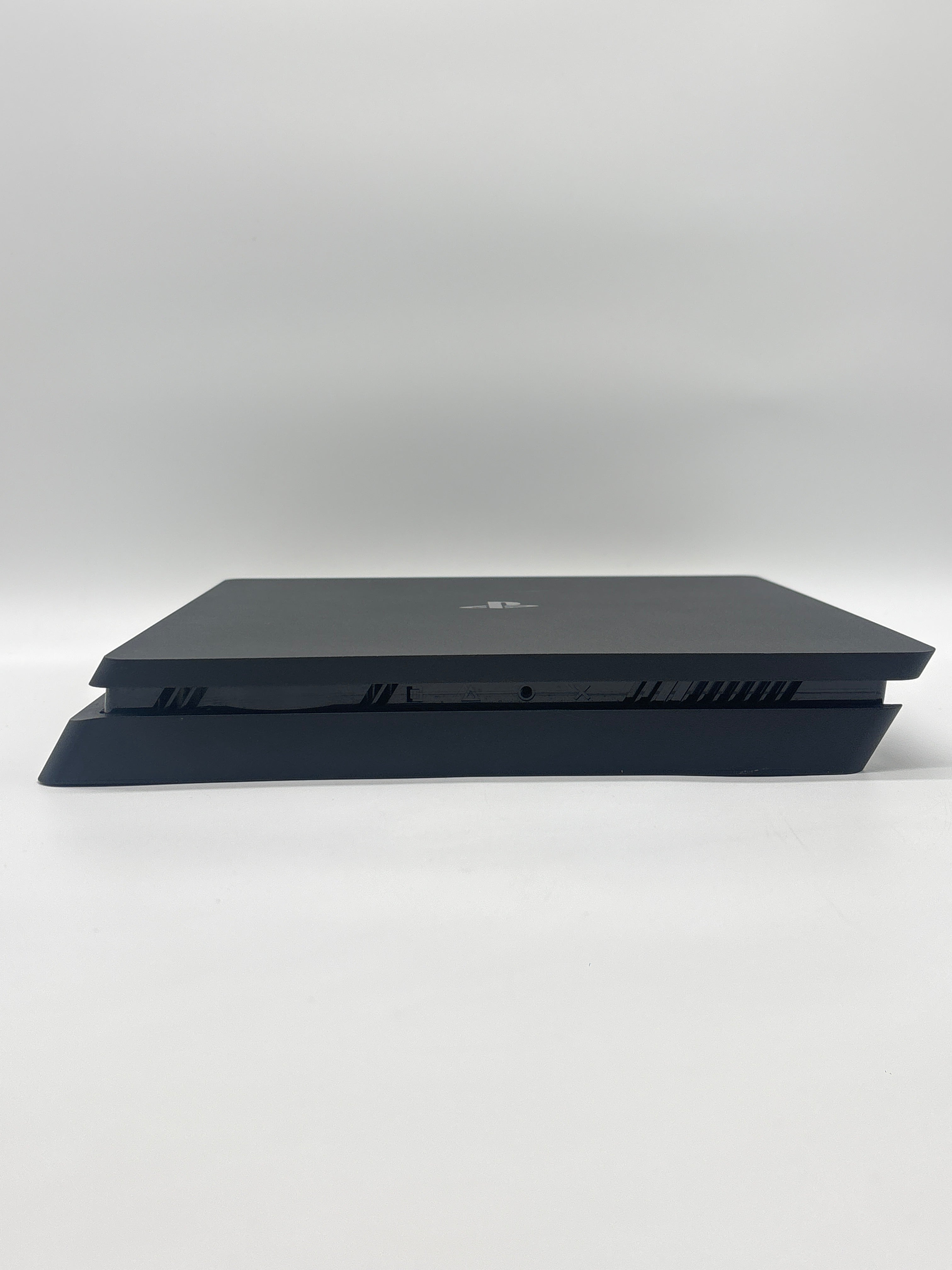Sony PlayStation 4 CUH-2015A 500GB Home Console Black