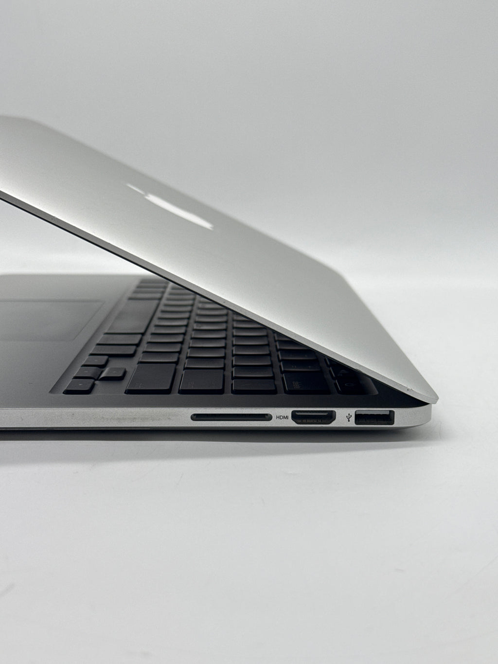 Apple MacBook Pro A1502 13" Intel Core i5 8GB RAM 128GB SSD - Used