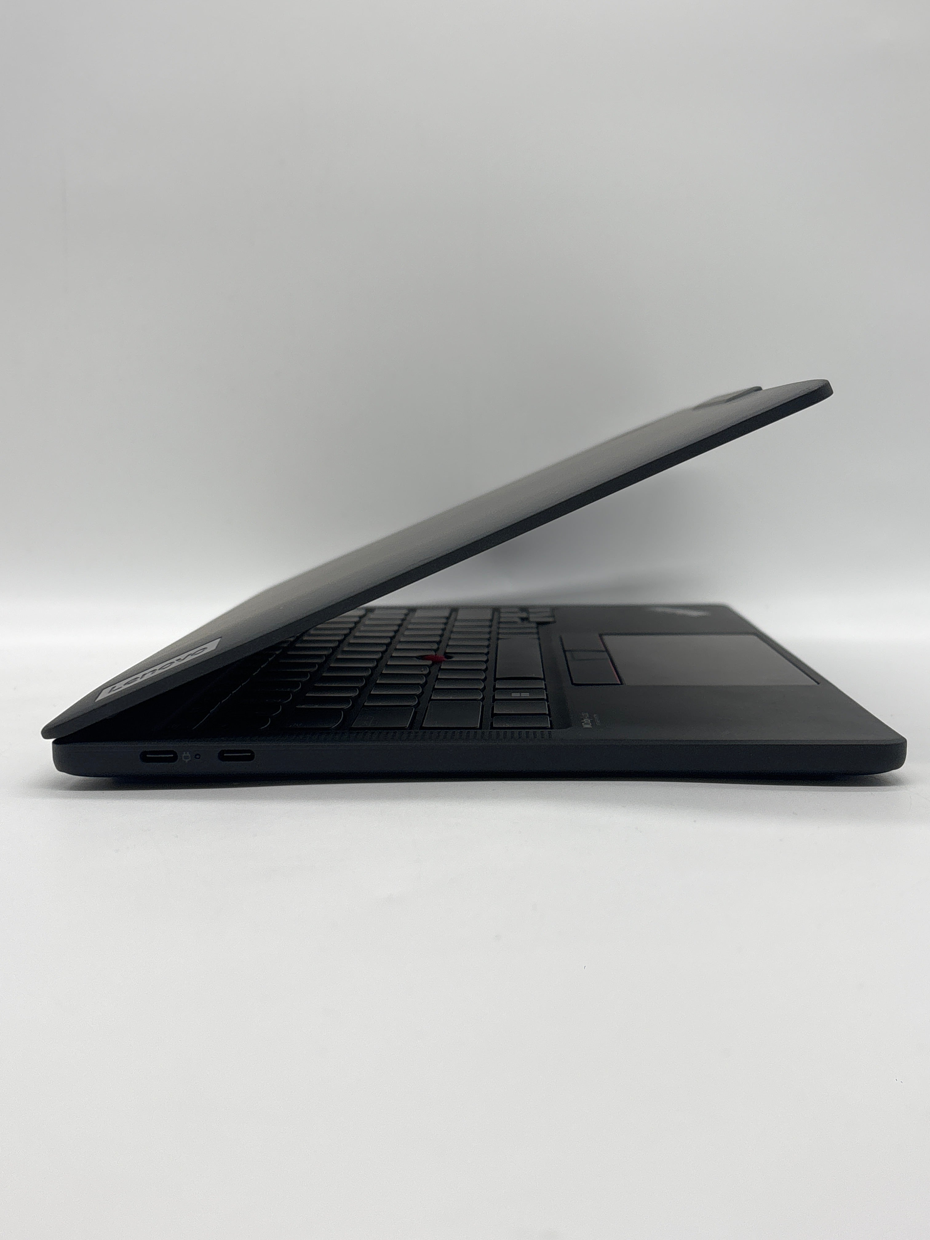 Lenovo ThinkPad X13s Gen 1 Snapdragon 8cx Gen 3 16GB RAM 512GB SSD
