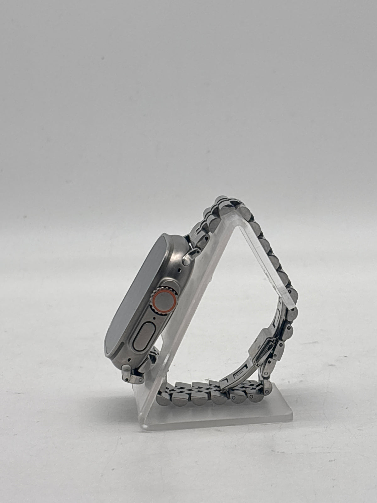 Apple Watch Ultra 49mm GPS + Cellular Titanium Silver - Used