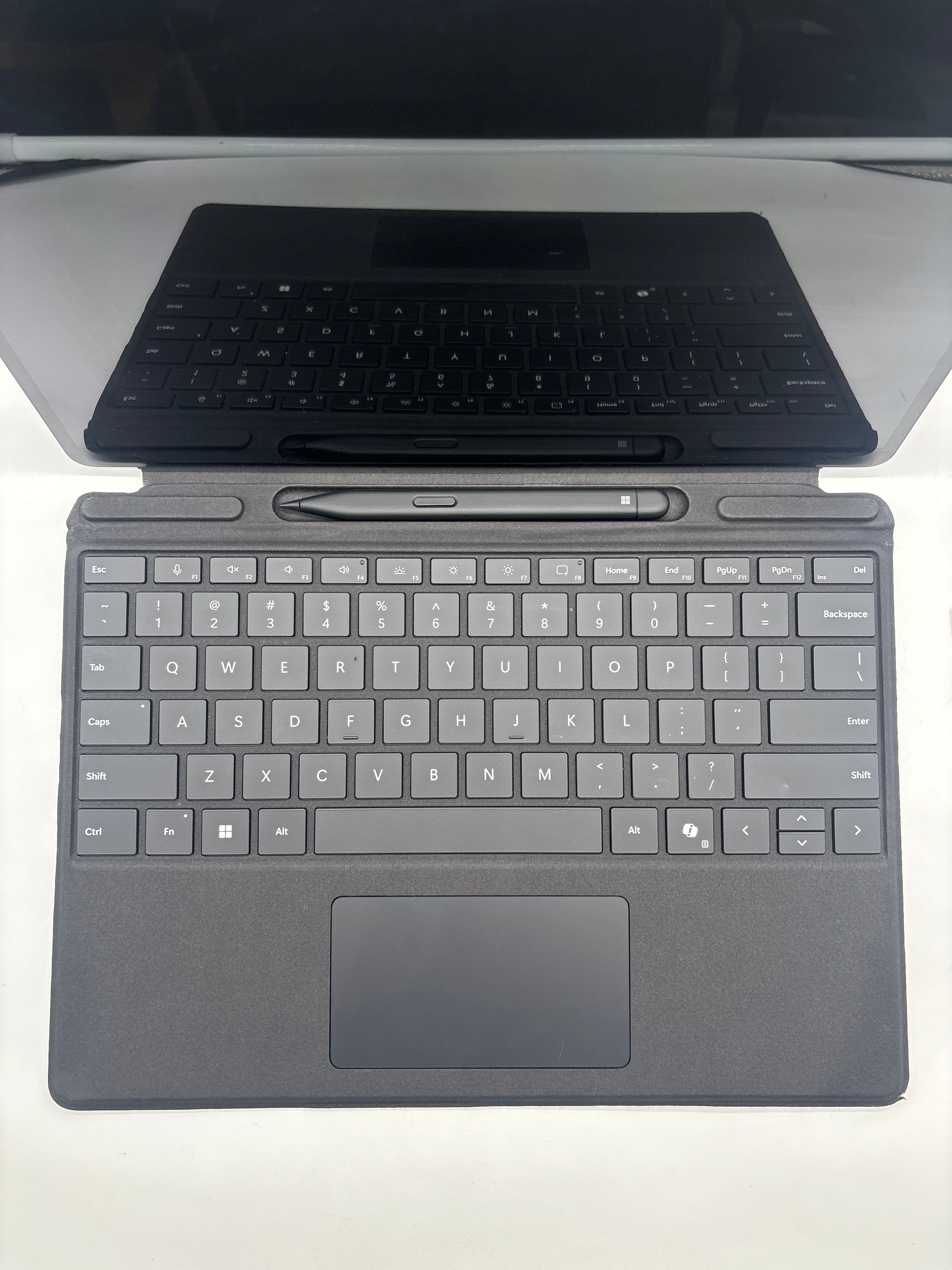 Microsoft Surface Pro X 1876 SQ1 8GB RAM 128GB SSD