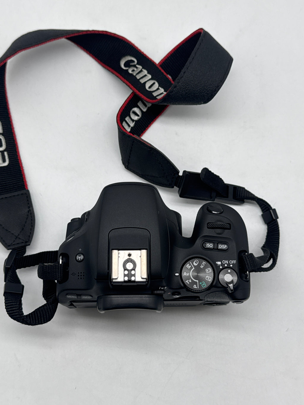 Canon EOS 200D Rebel SL2 w/ 18-55mm IS STM Lens - Used