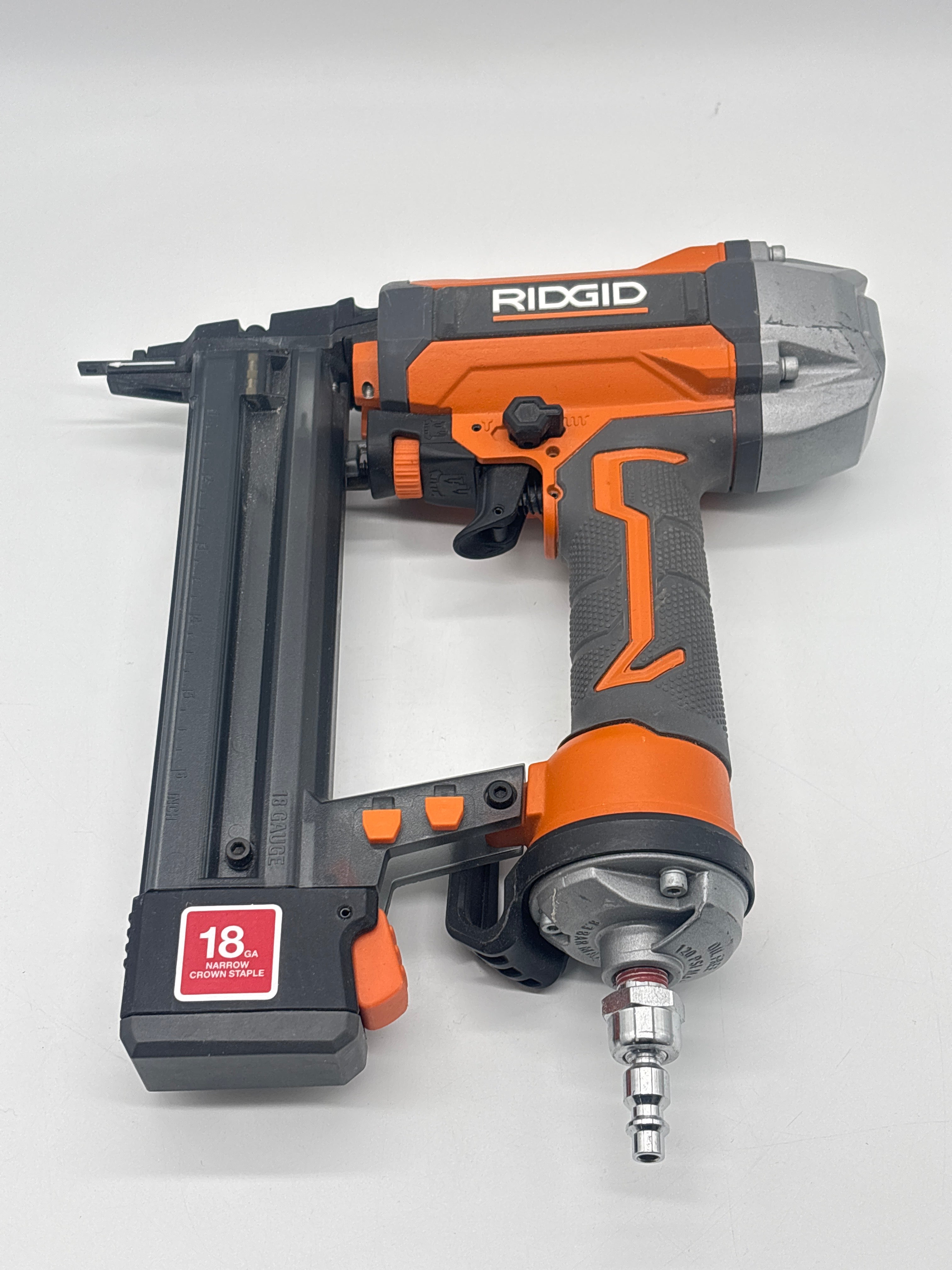 RIDGID 18A Narrow Crown Staple 70 psi Multicolor - Used