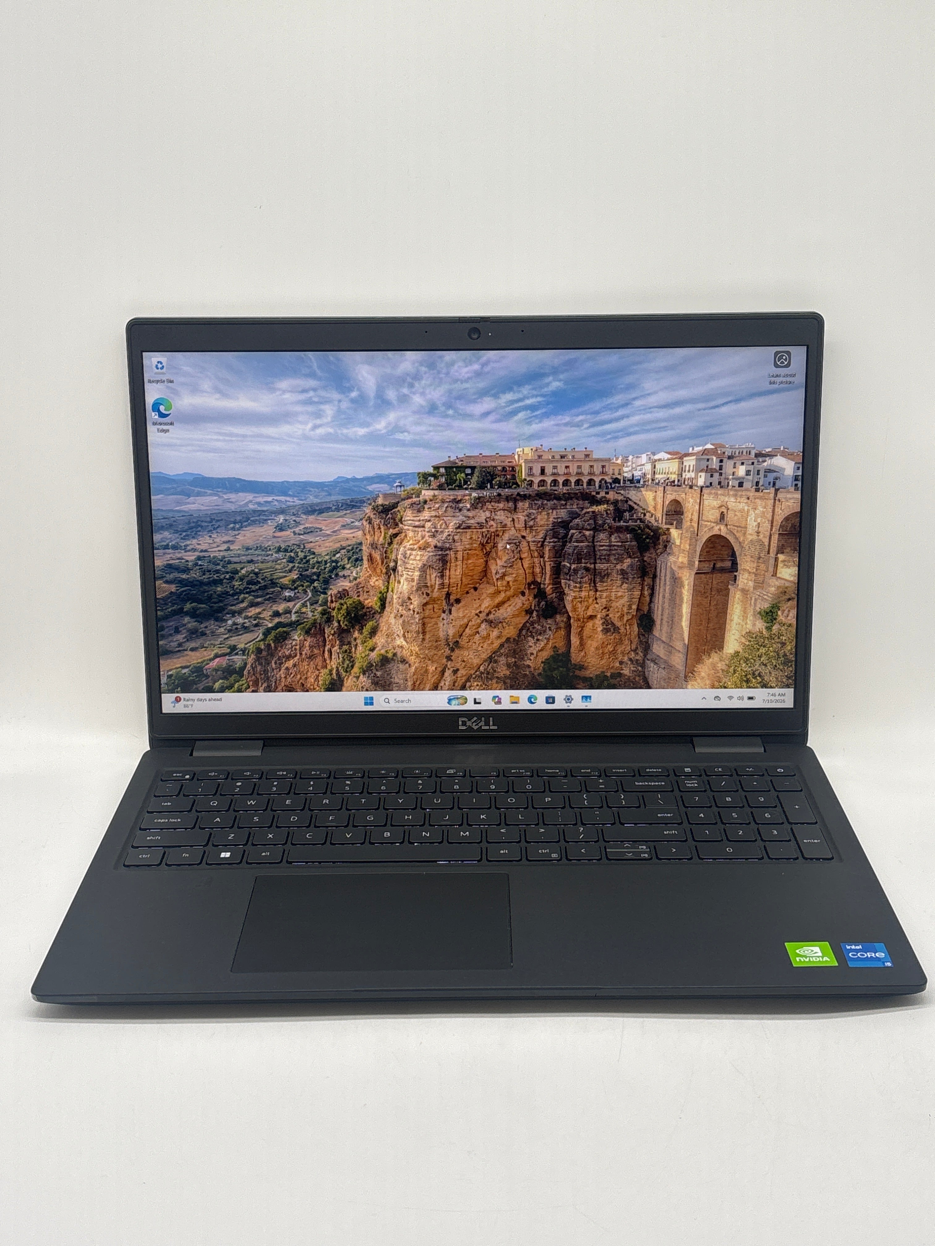 Dell Latitude 3520 15.6" Core i5-1135G7 4GB RAM 256GB SSD GeForce MX350 - Used