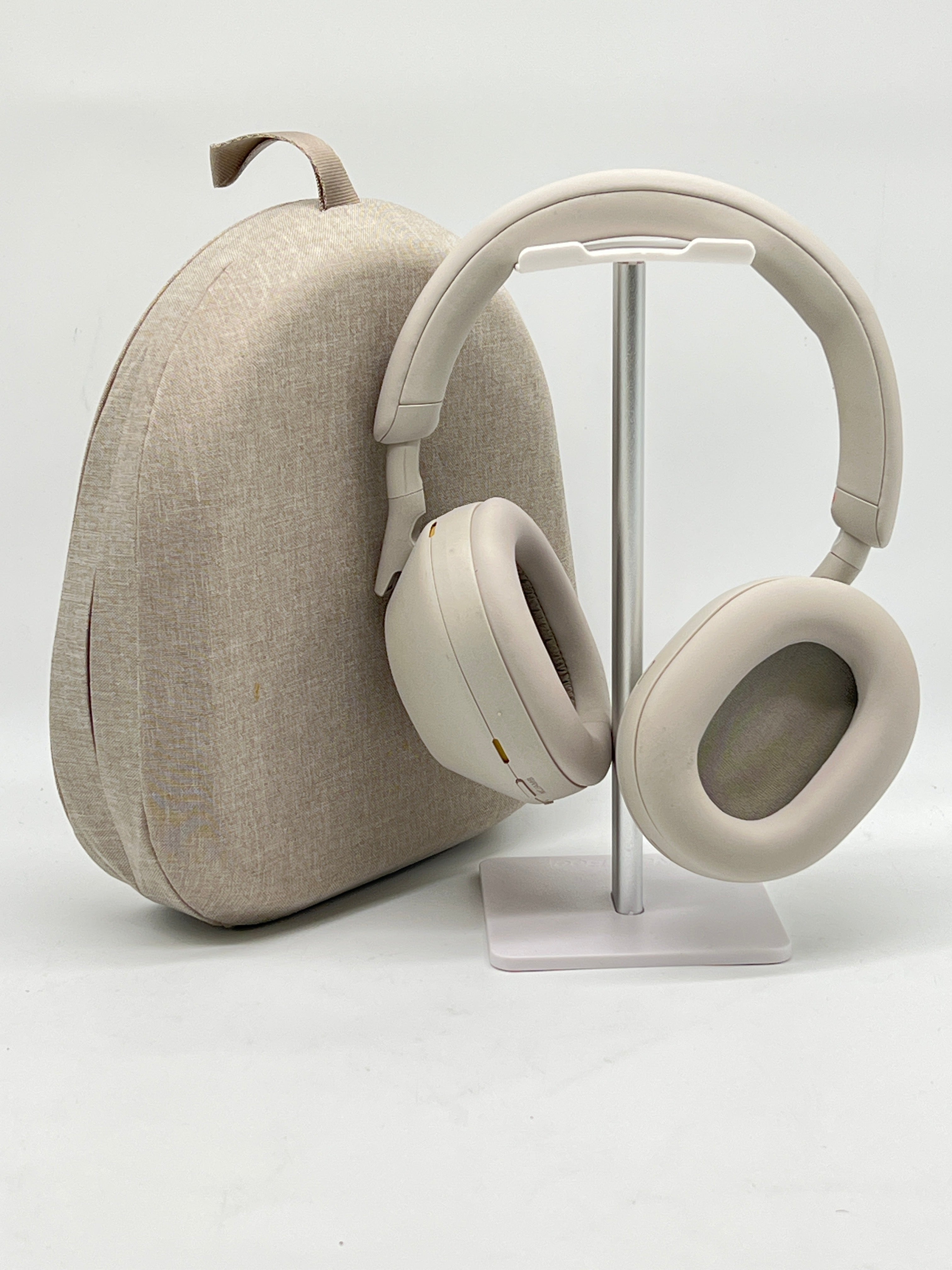 Sony WH-1000XM5 Noise Canceling Headphones White - Used