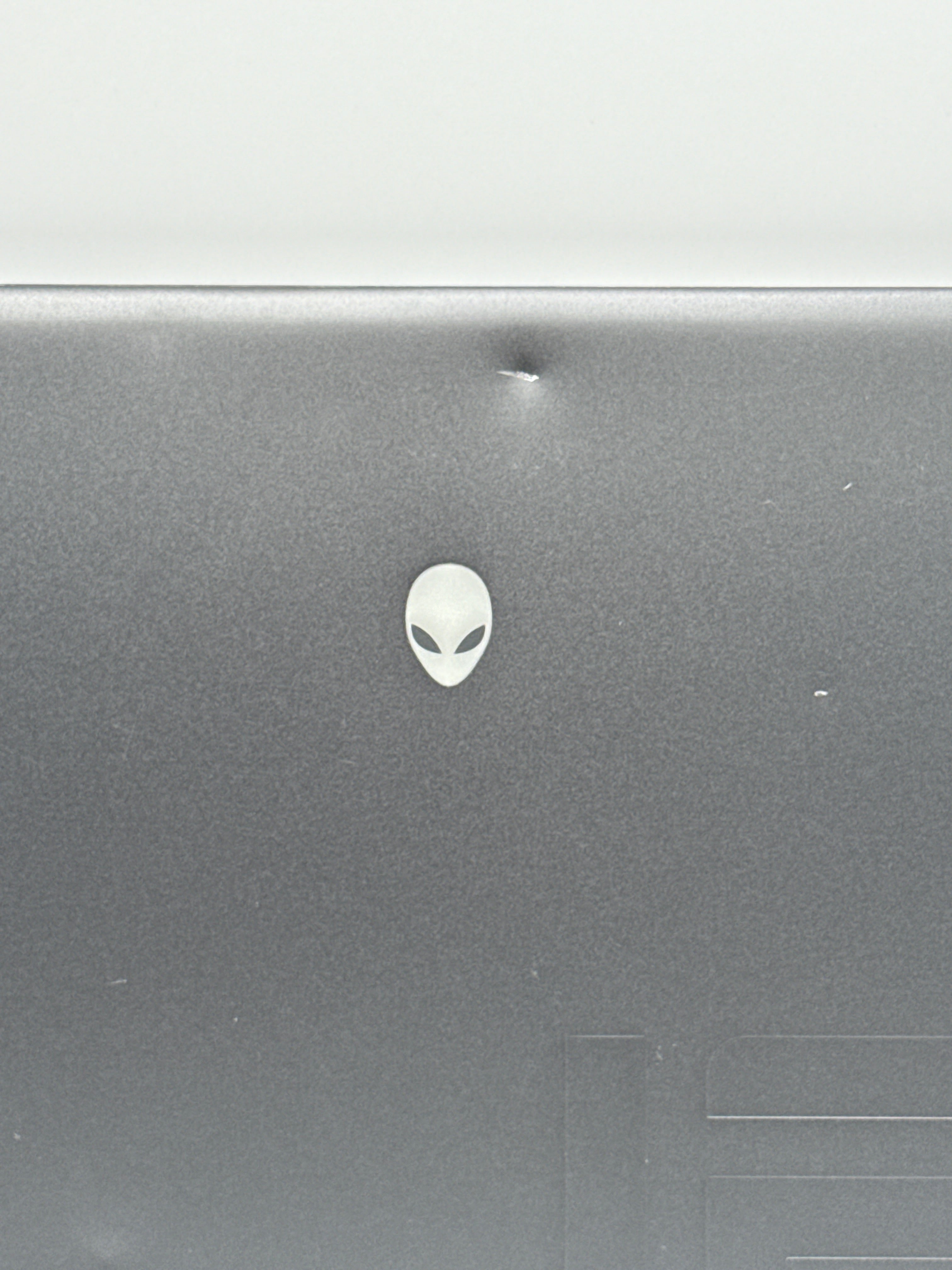 Dell Alienware M16 R1 i7-13700HX 64GB RAM 2TB SSD NVIDIA RTX 4070 - USED B
