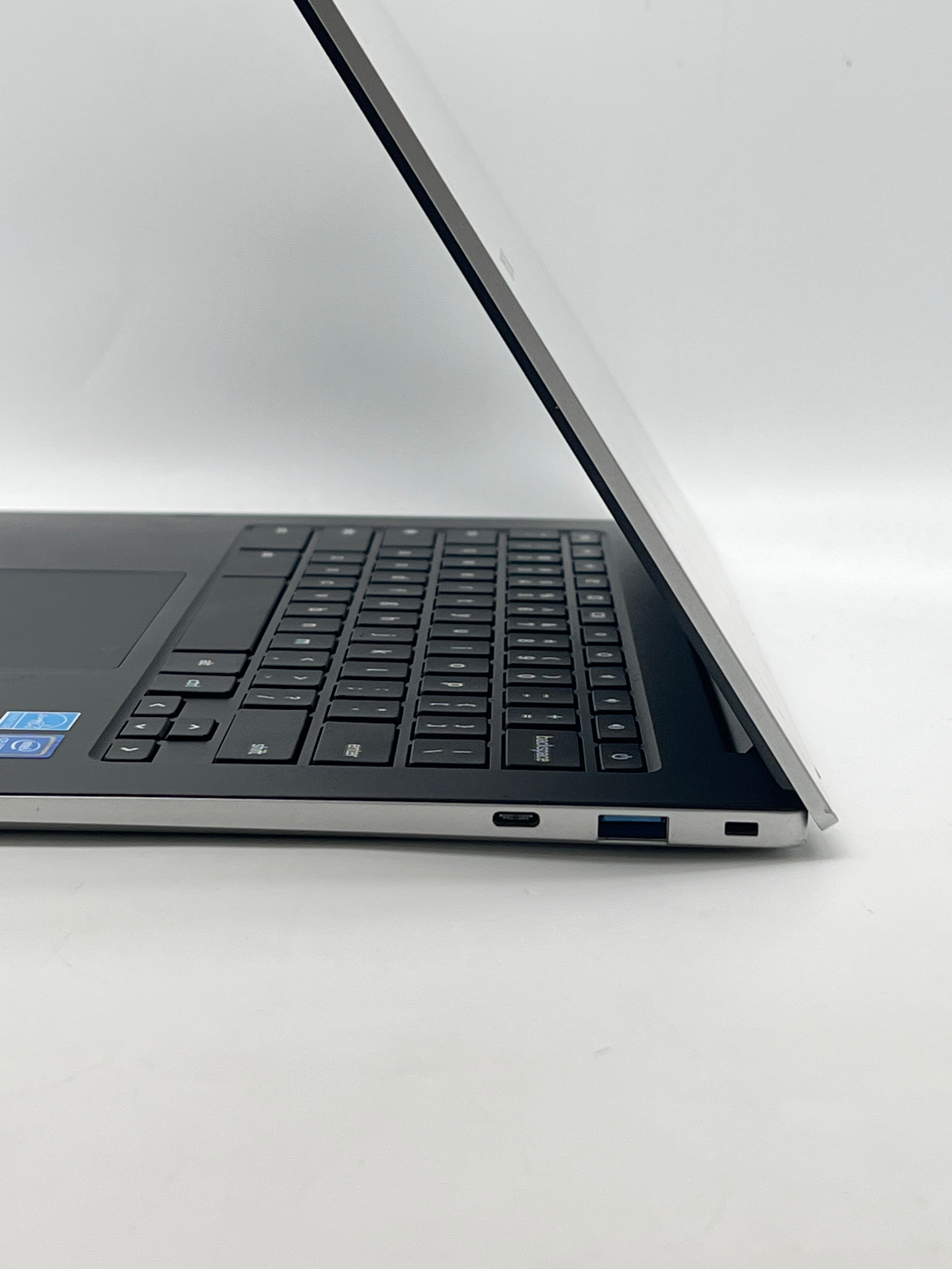 Samsung Chromebook XE340XDA 4GB RAM 128GB eMMC - Used