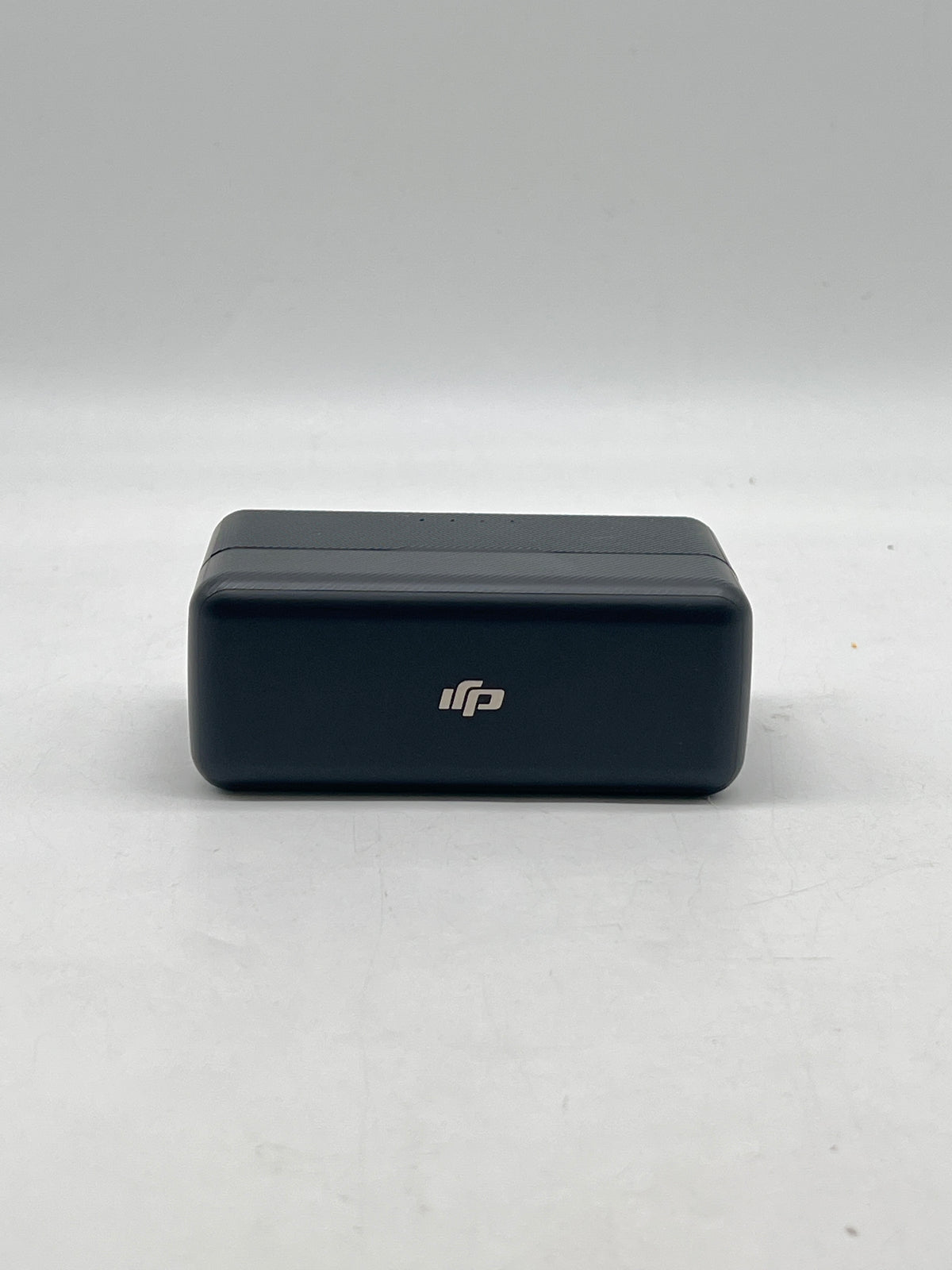 DJI Mic Wireless Microphone System 2 Transmitters Receiver Charging Case ASB01