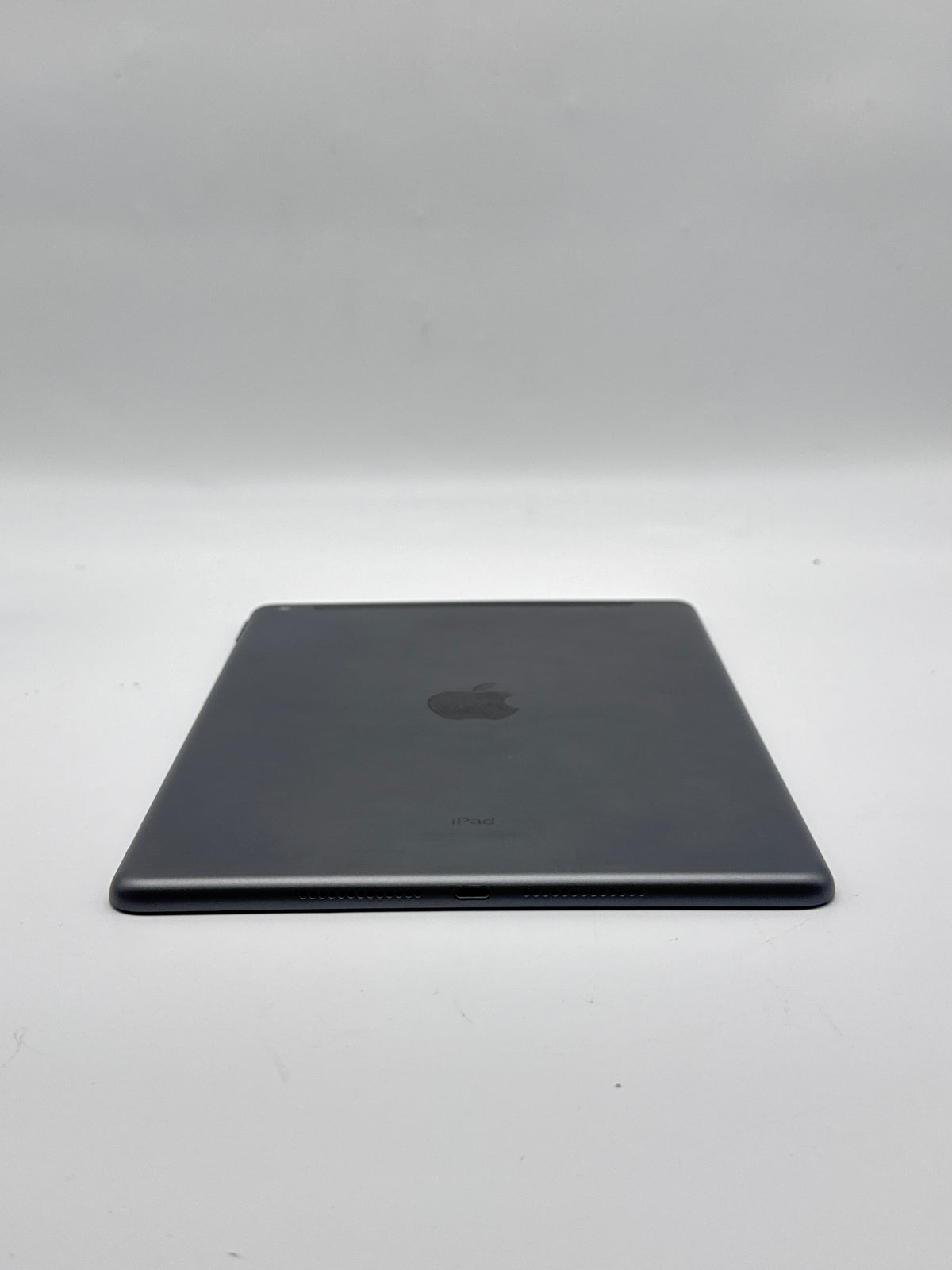 Apple iPad 8th Gen A2428 32GB Wi-Fi Cellular Gray 10.2in Tablet
