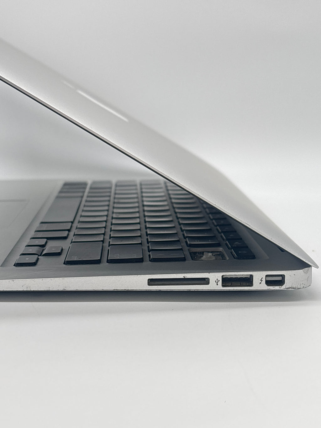 Apple MacBook Air 11" A1465 2015 Intel Core i5 4GB RAM 128GB SSD
