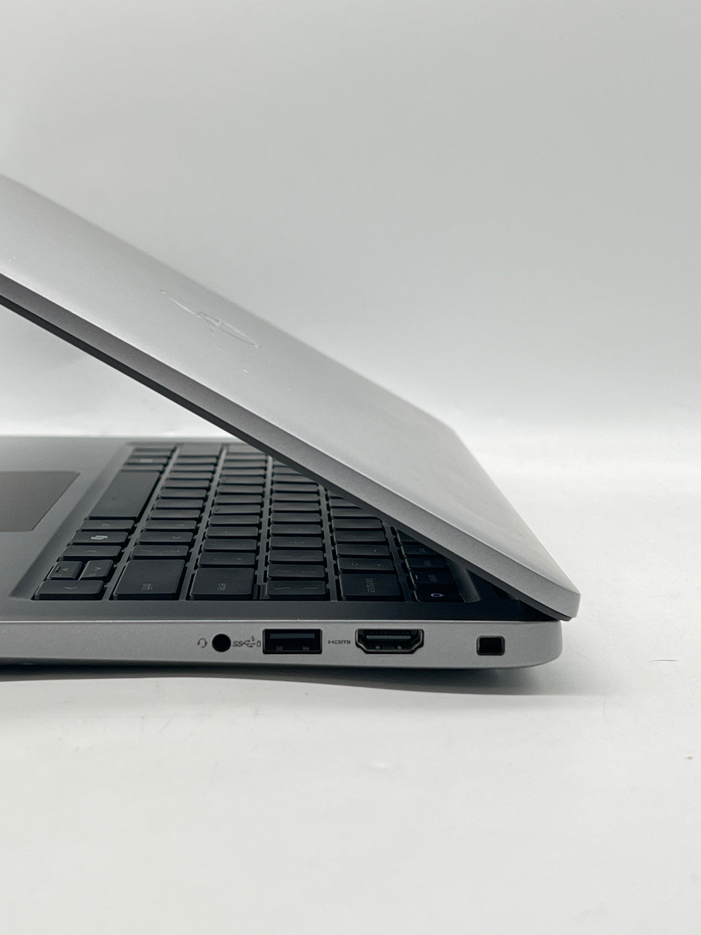 Dell Latitude 5450 13" Ultra 5 135U 16GB RAM 256GB SSD Gray - Used