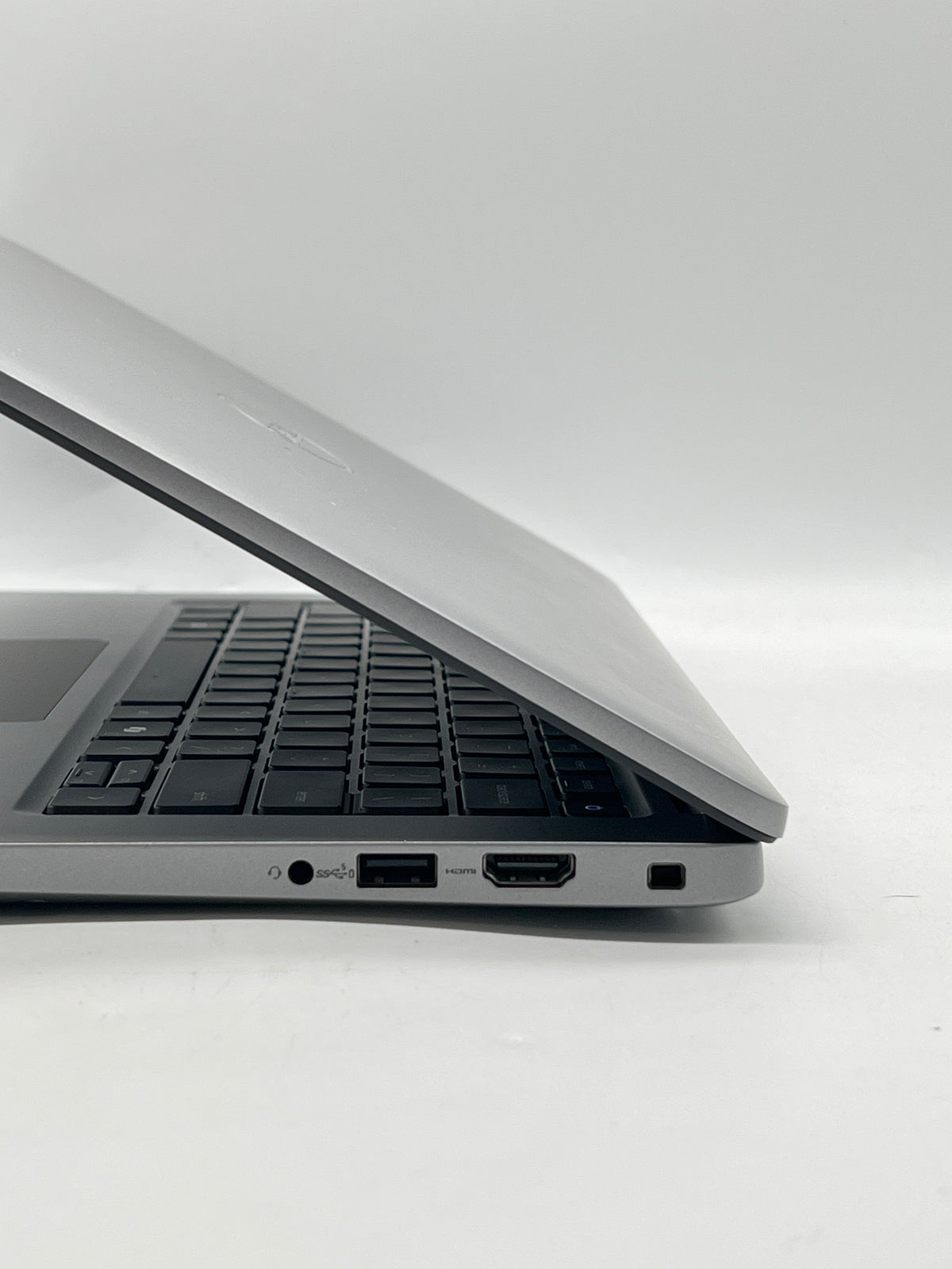 Dell Latitude 5450 13" Ultra 5 135U 16GB RAM 256GB SSD Gray - Used