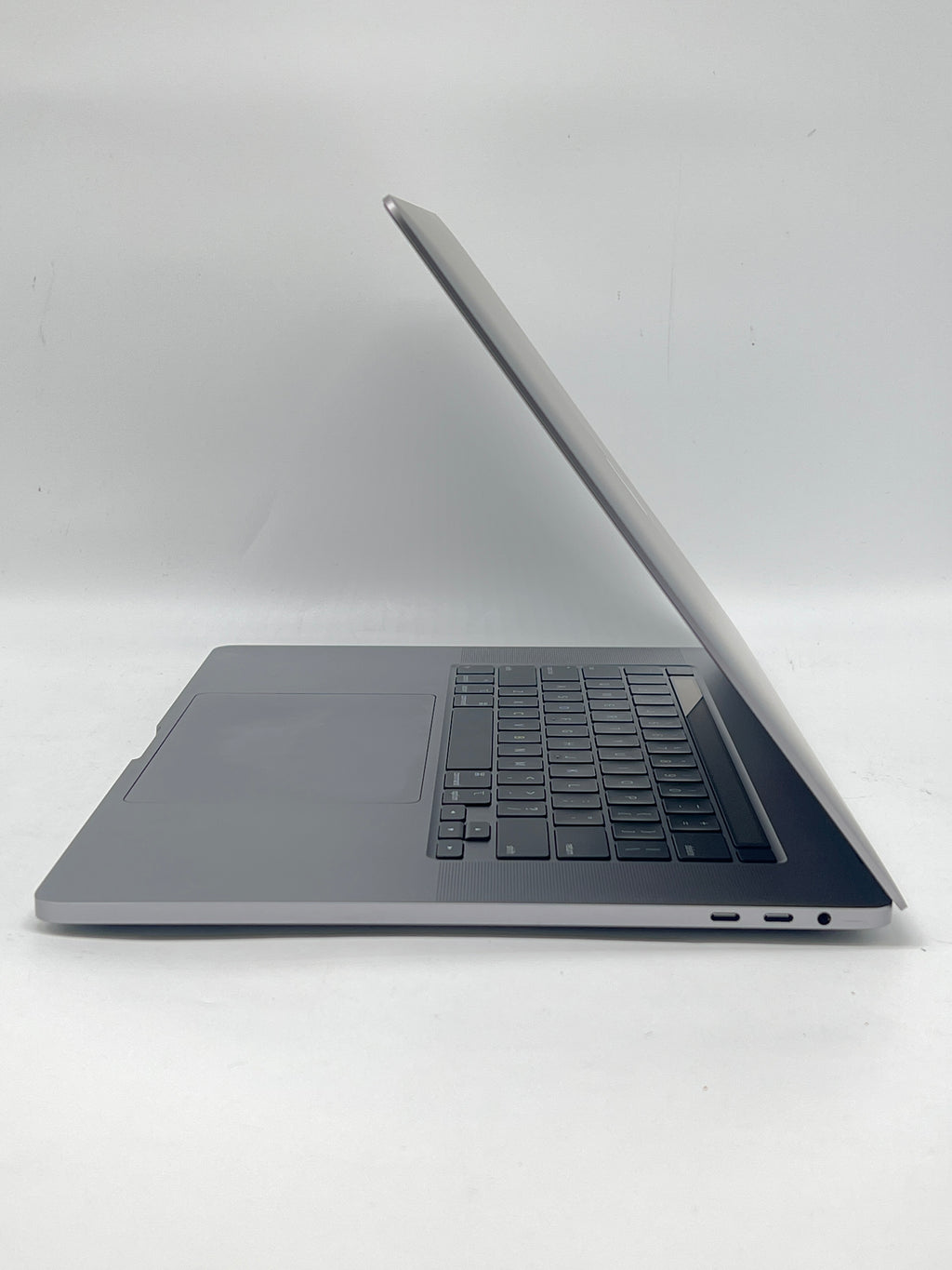 Apple MacBook Pro 16" A2141 Core i7 32GB 512GB SSD - Used