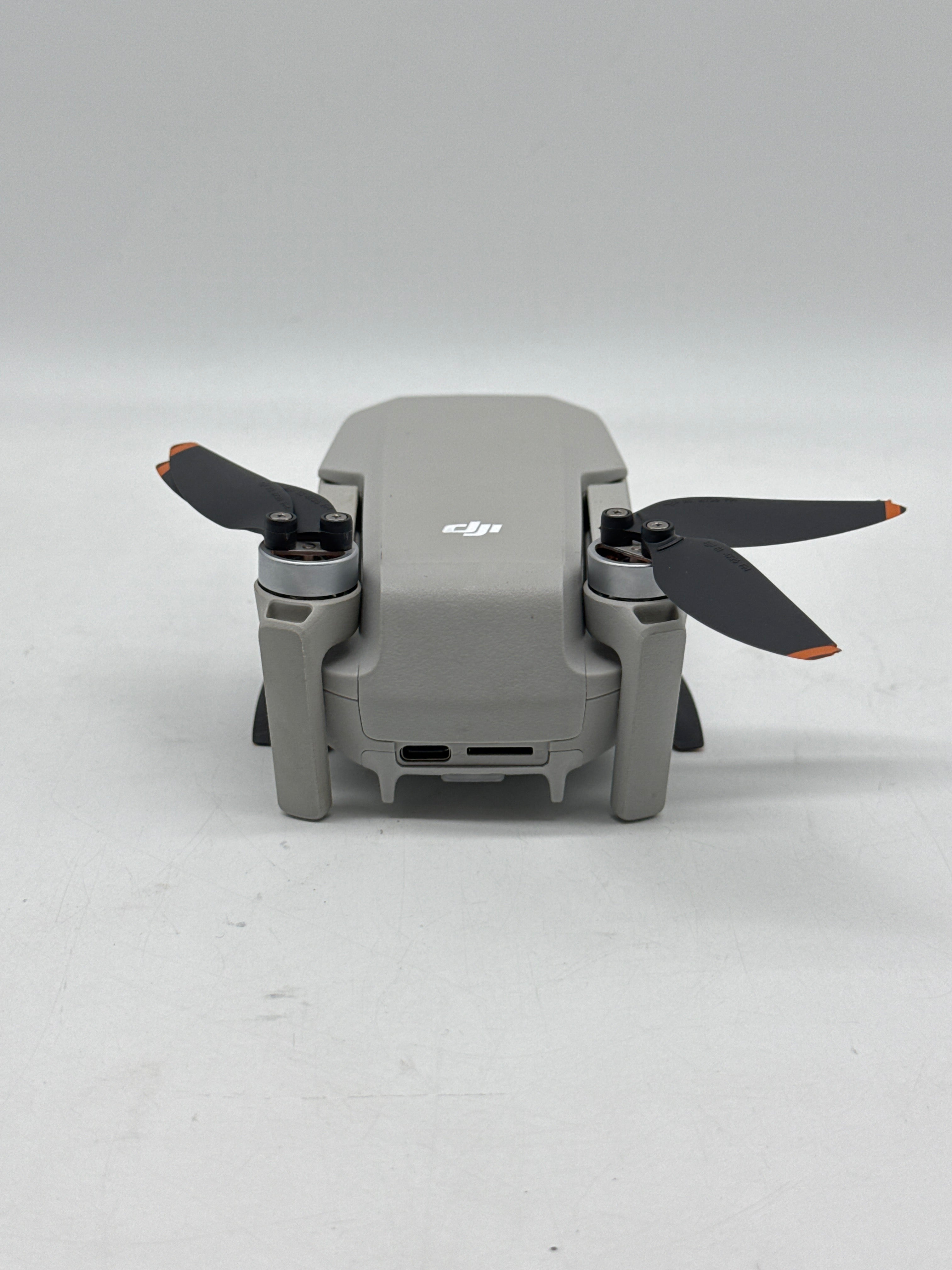 DJI Mini 4K Drone 12MP Camera 31min Flight Time Gray - Used