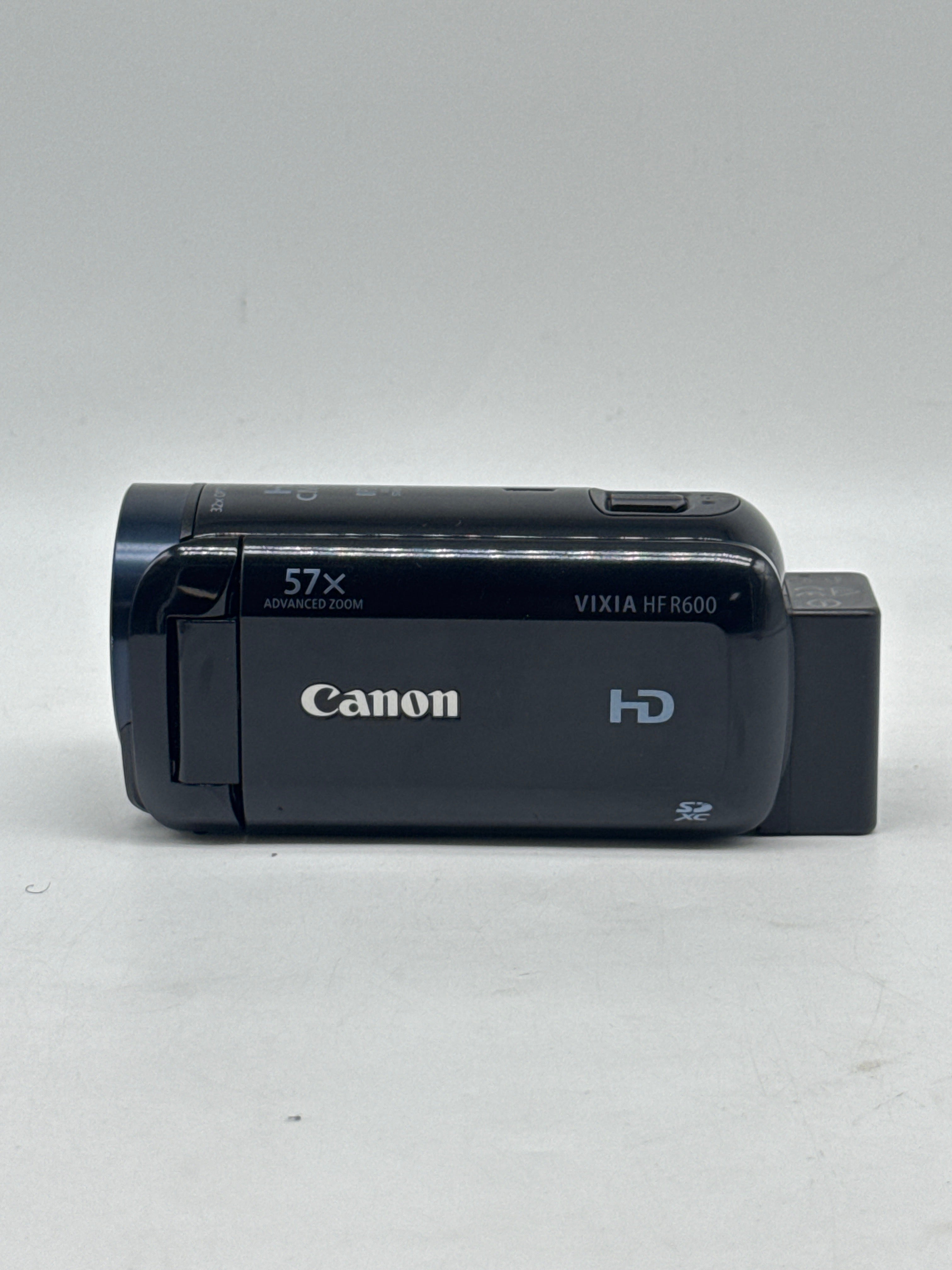 Canon VIXIA HF R600 HD Camcorder 57x Optical Zoom Black Used