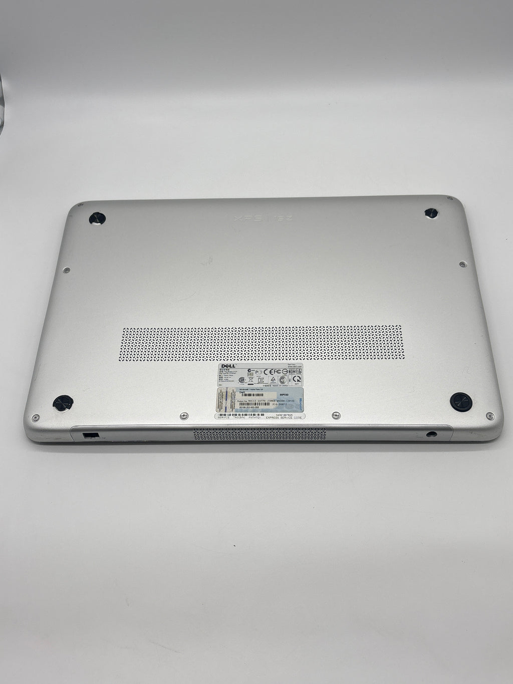 Dell XPS 15Z i7 2nd Gen 8GB RAM 750GB SSD Silver Laptop (Read DESC)