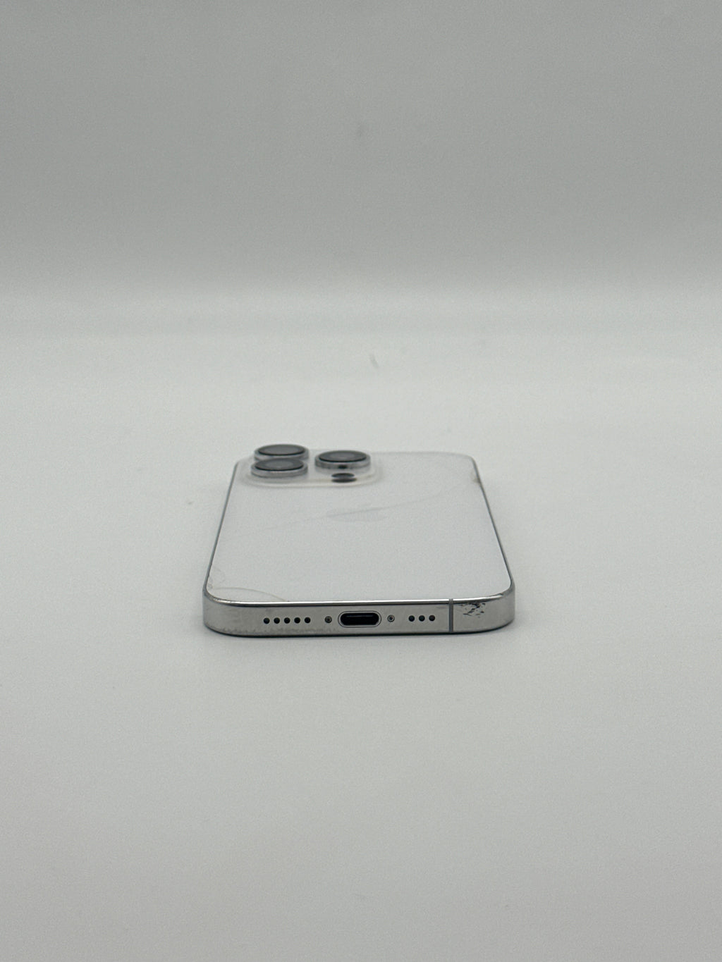 Apple iPhone 16 Pro 128GB White Titanium Unlocked - READ