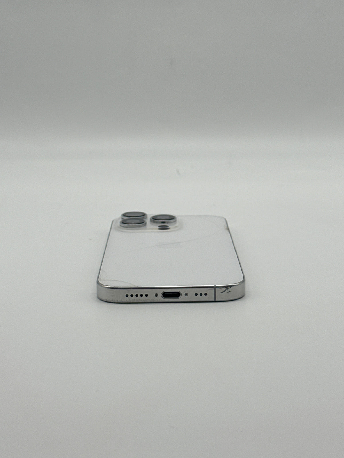 Apple iPhone 16 Pro 128GB White Titanium Unlocked - READ