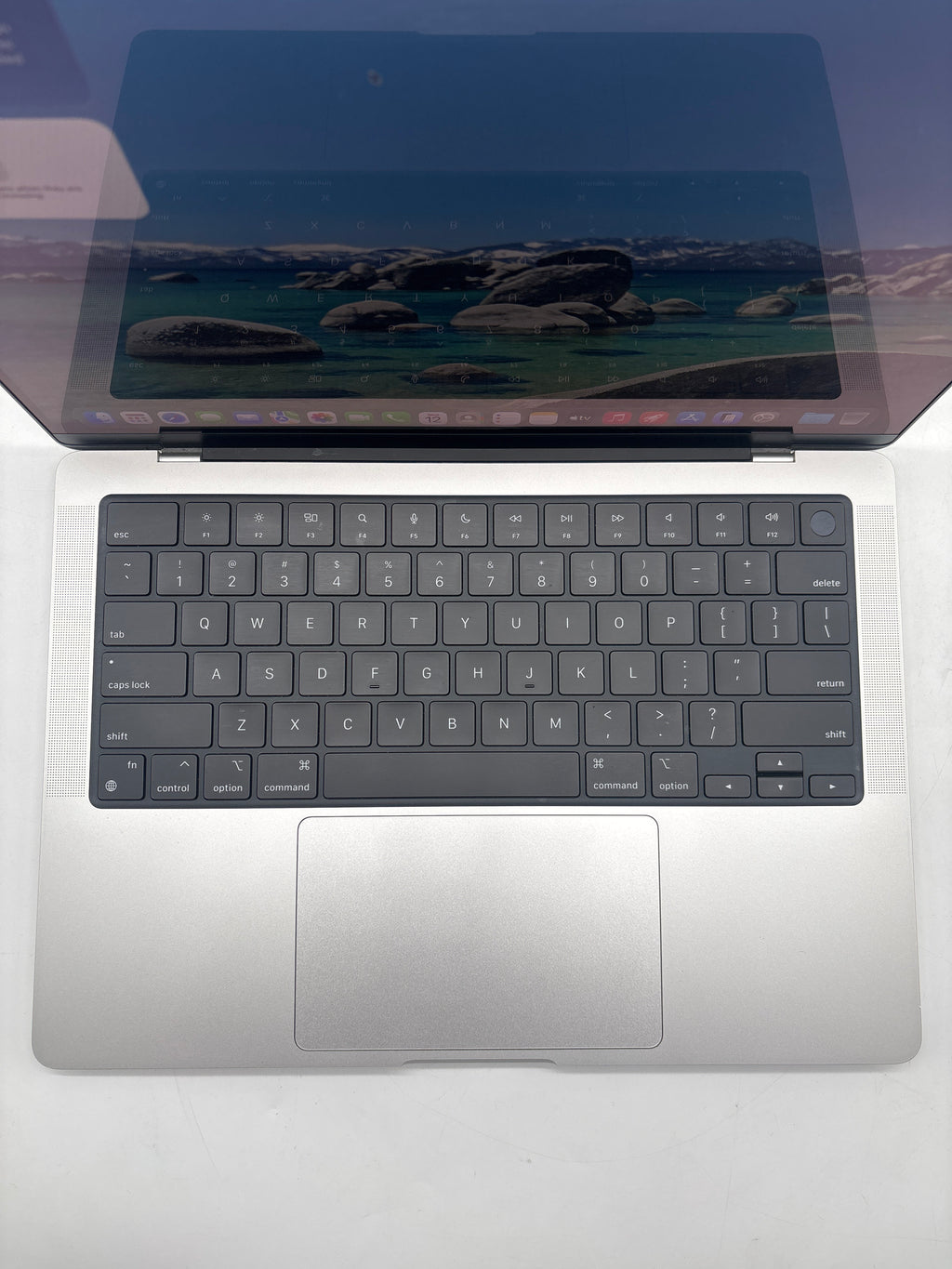 Apple MacBook Pro 14" A2992 Apple M3 Pro 18GB RAM 512GB SSD Silver - Used
