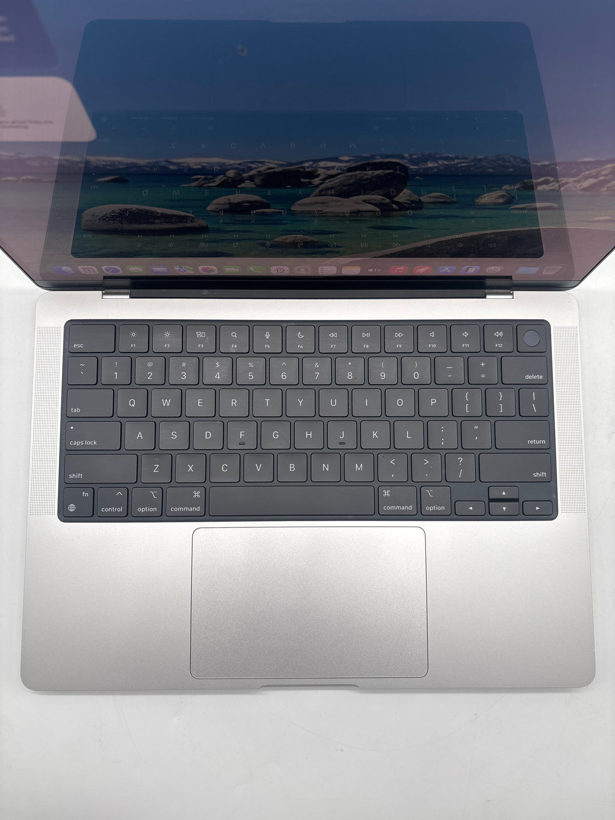 Apple MacBook Pro 14" A2992 Apple M3 Pro 18GB RAM 512GB SSD Silver - Used