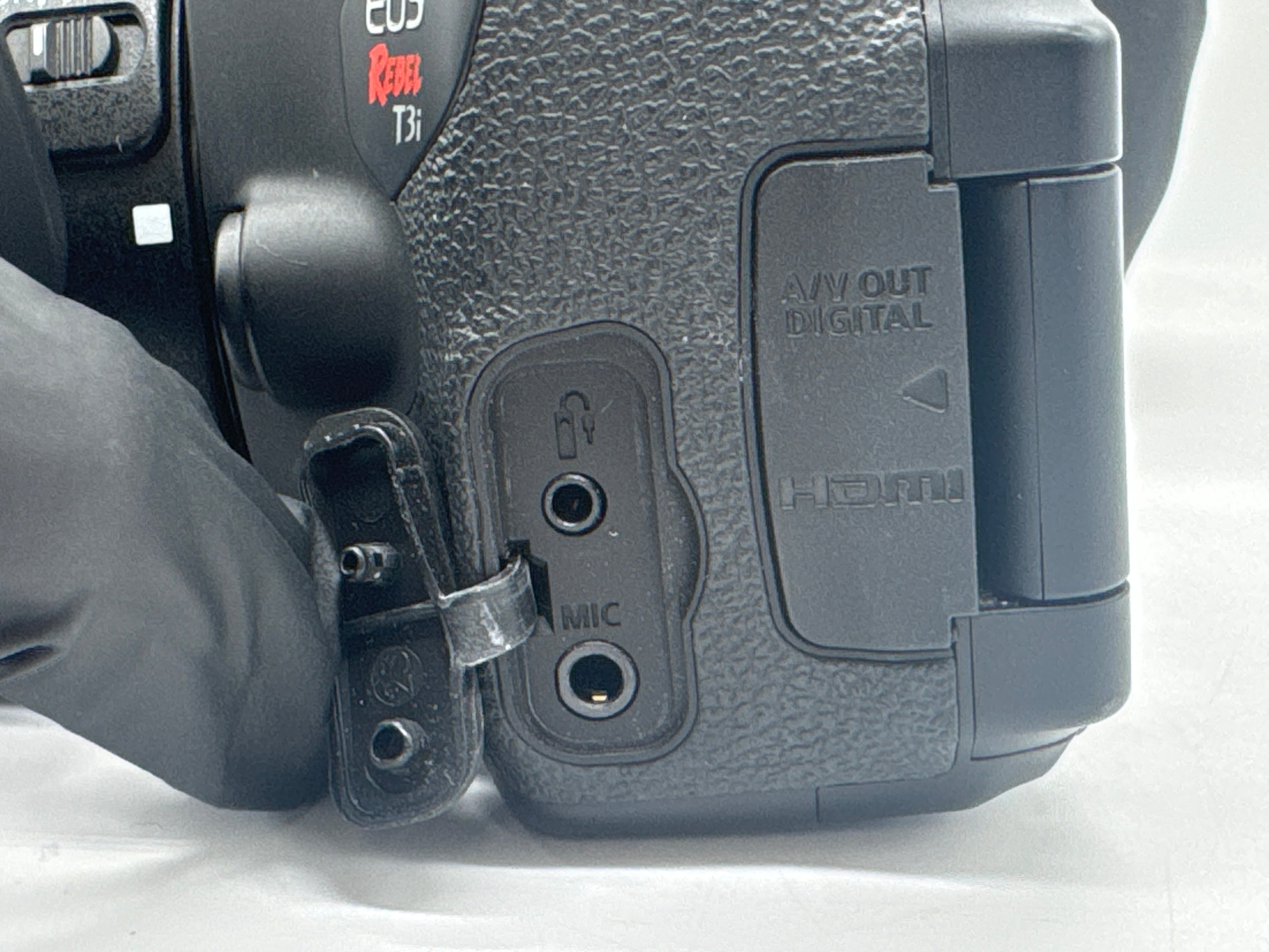 Canon EOS Rebel T3i Digital SLR Camera - Used