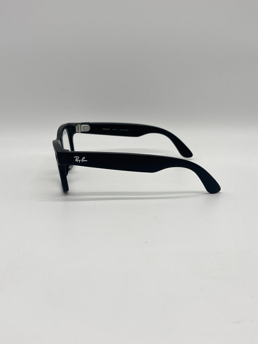 Meta Ray-ban Wayfarer Smart Glasses Black RW4006