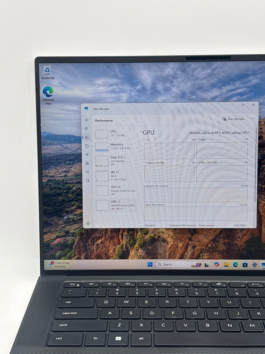 Dell XPS 15 9530 i7-13700H 32GB RAM 1TB SSD RTX 4050