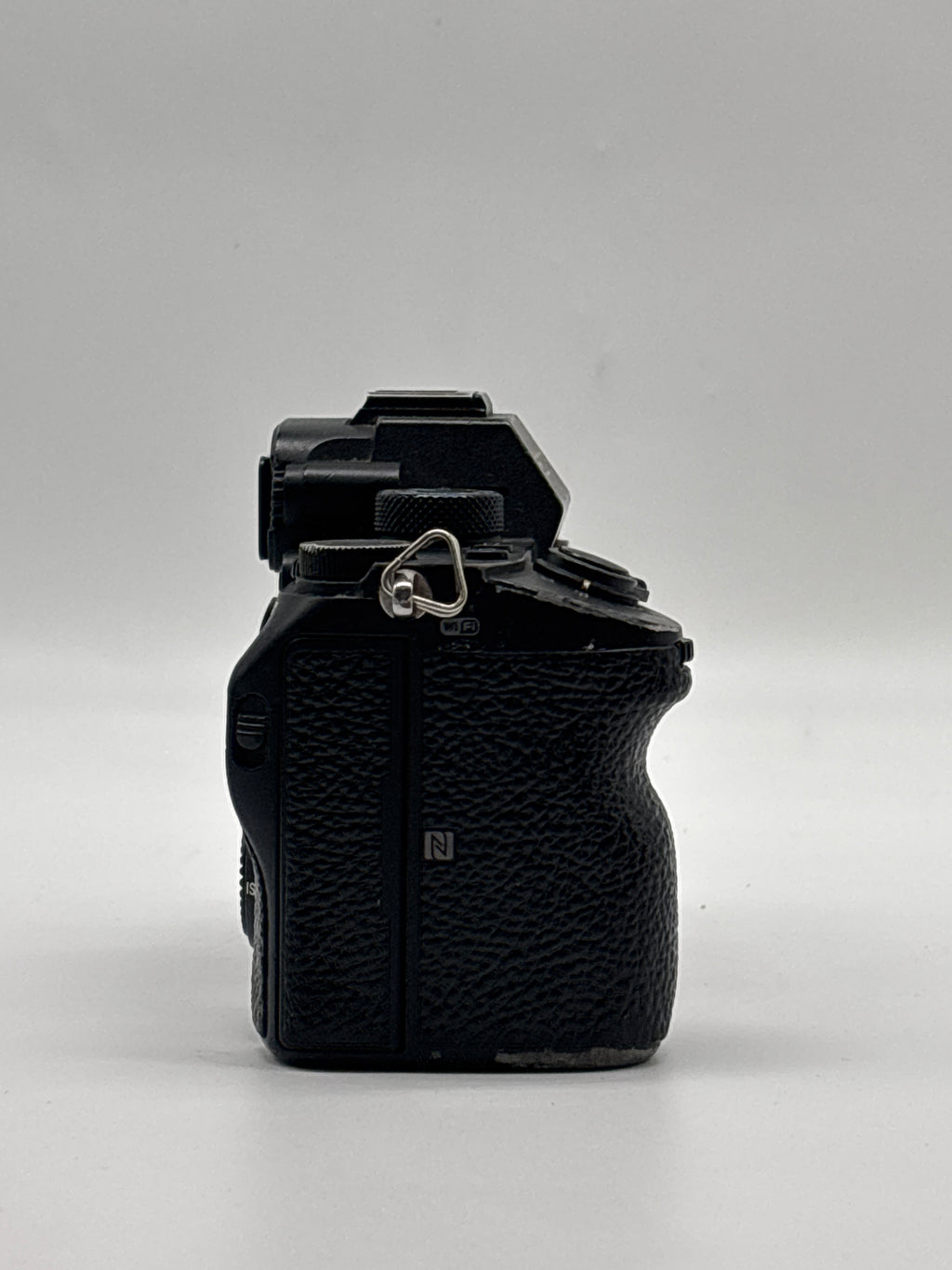 Sony Alpha a7 III ILCE-7M3 24.2MP Full-Frame Mirrorless Body Only Black - Read