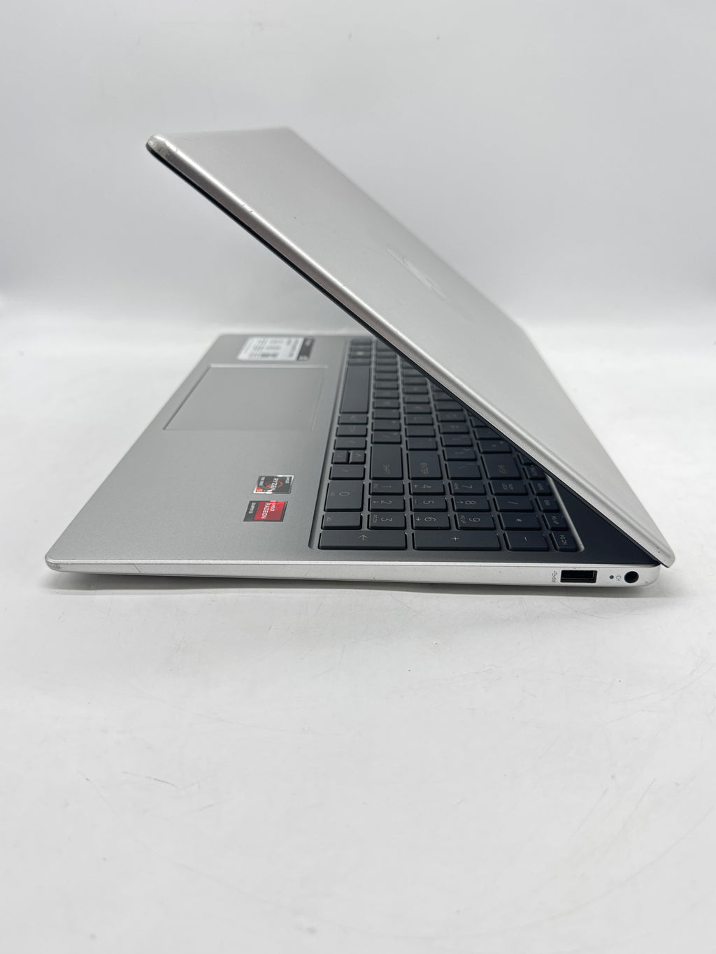 HP 15-FC0025DX Ryzen 5 7520U 8GB RAM 512GB SSD - Bad Display