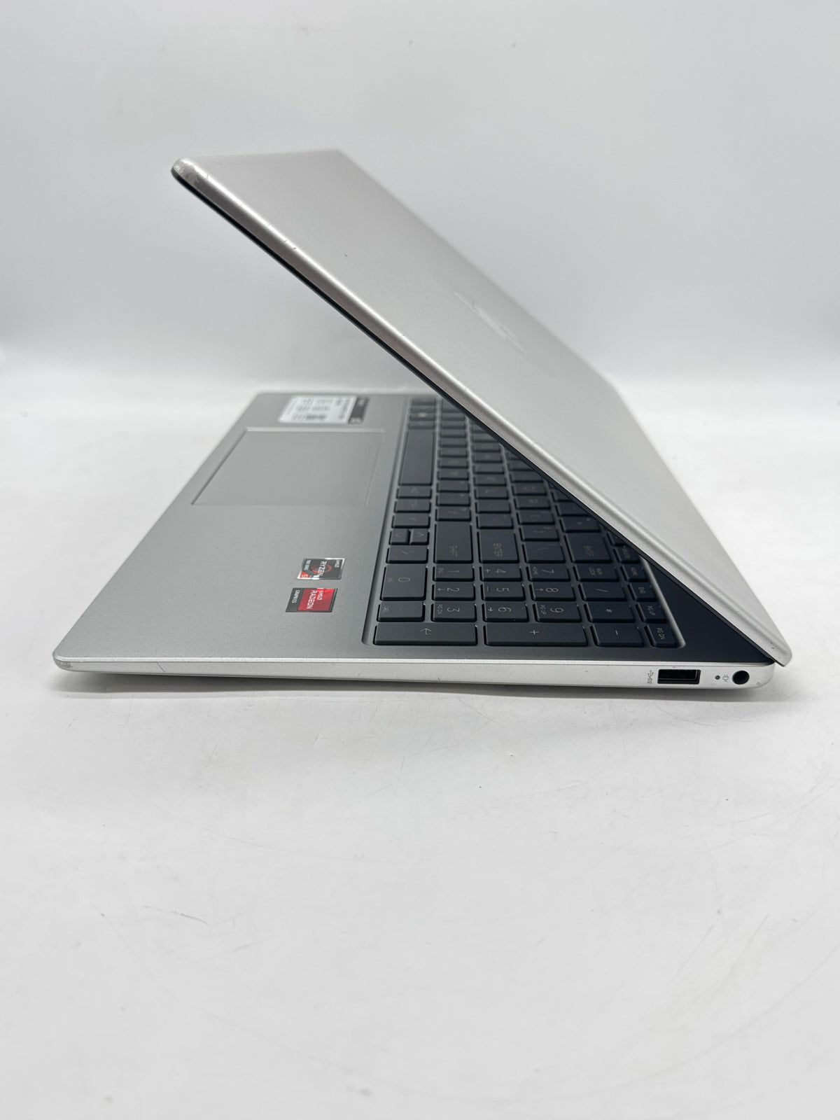 HP 15-FC0025DX Ryzen 5 7520U 8GB RAM 512GB SSD - Bad Display