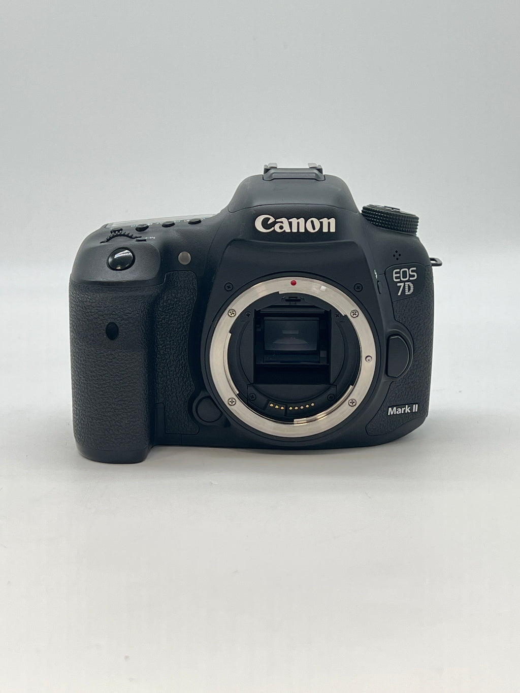 Canon EOS-7D Mark II 20.2MP Digital Camera Body Only - For Parts Read