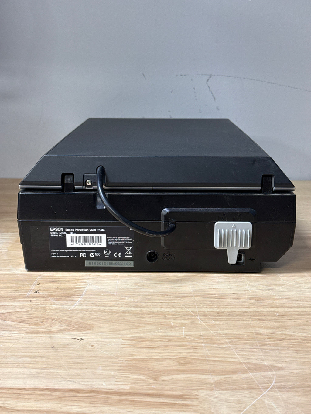 Epson V600 Photo Document Scanner - Used