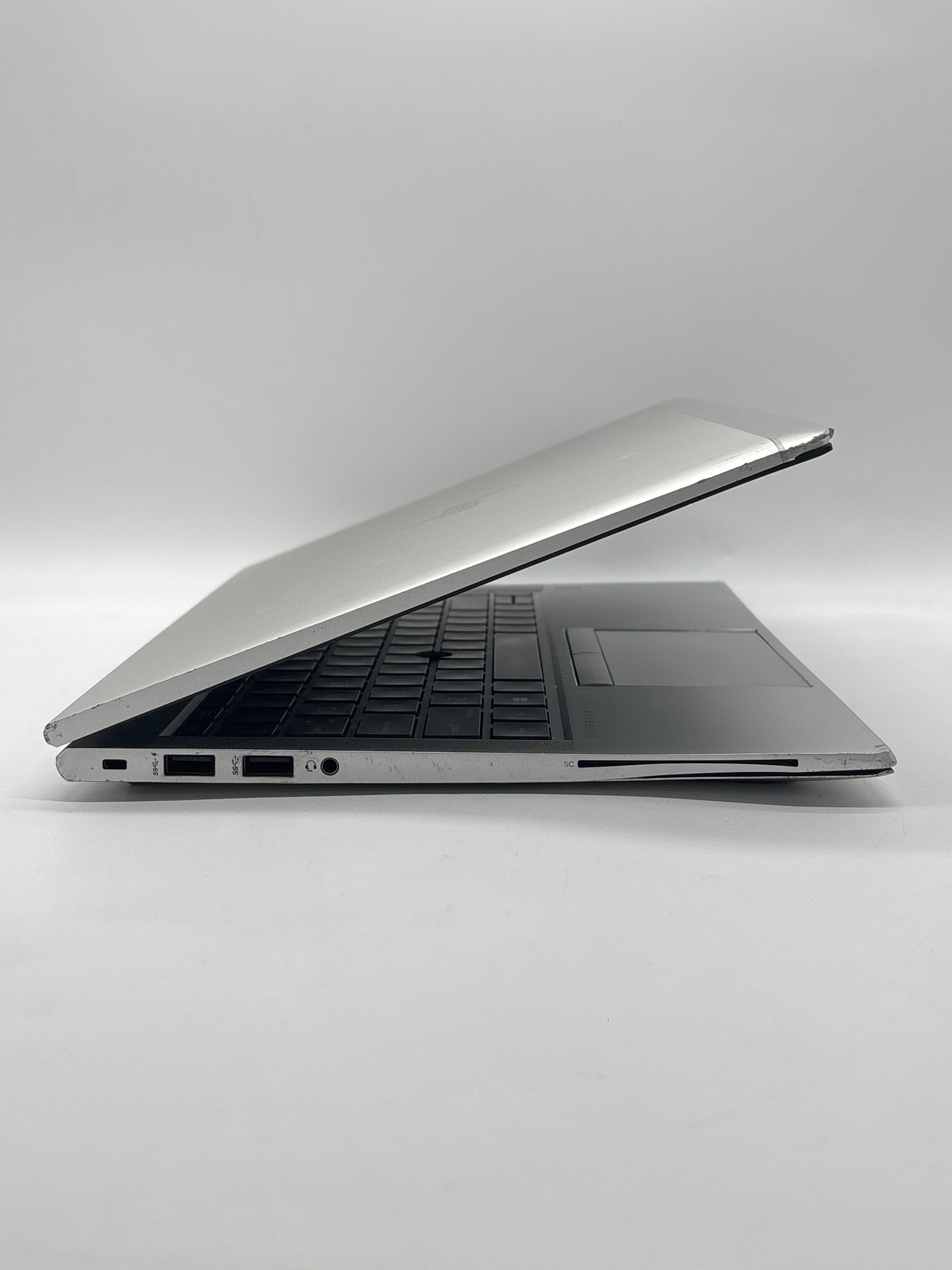 HP Elitebook 840 G8 i7-1185G7 16GB RAM 512GB SSD - For Parts (Read DESC)