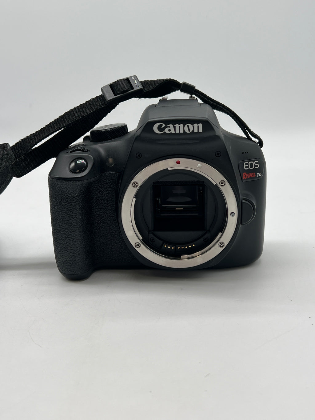 Canon EOS Rebel T6 Digital Camera 18MP W 18-55mm Lens - Used without Battery
