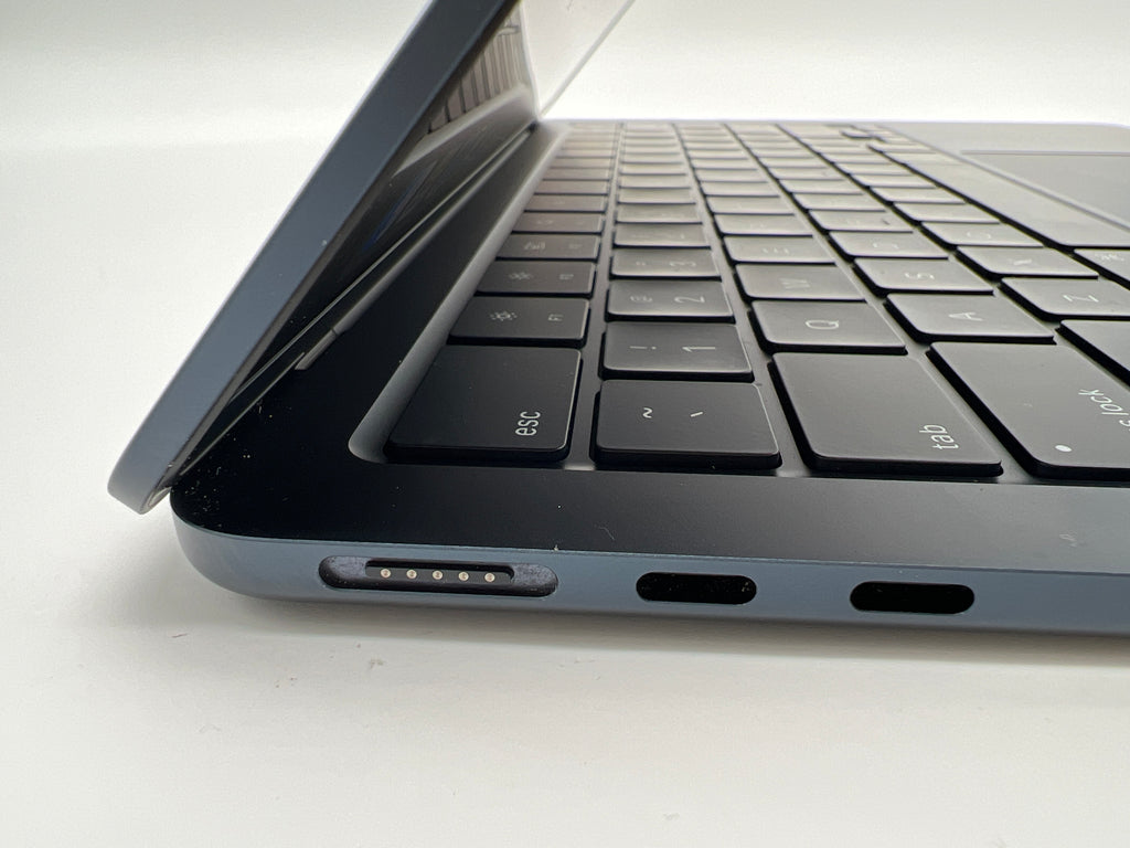 Apple MacBook Air 13" M3 A3113 2024 8GB RAM 512GB SSD Midnight Blue