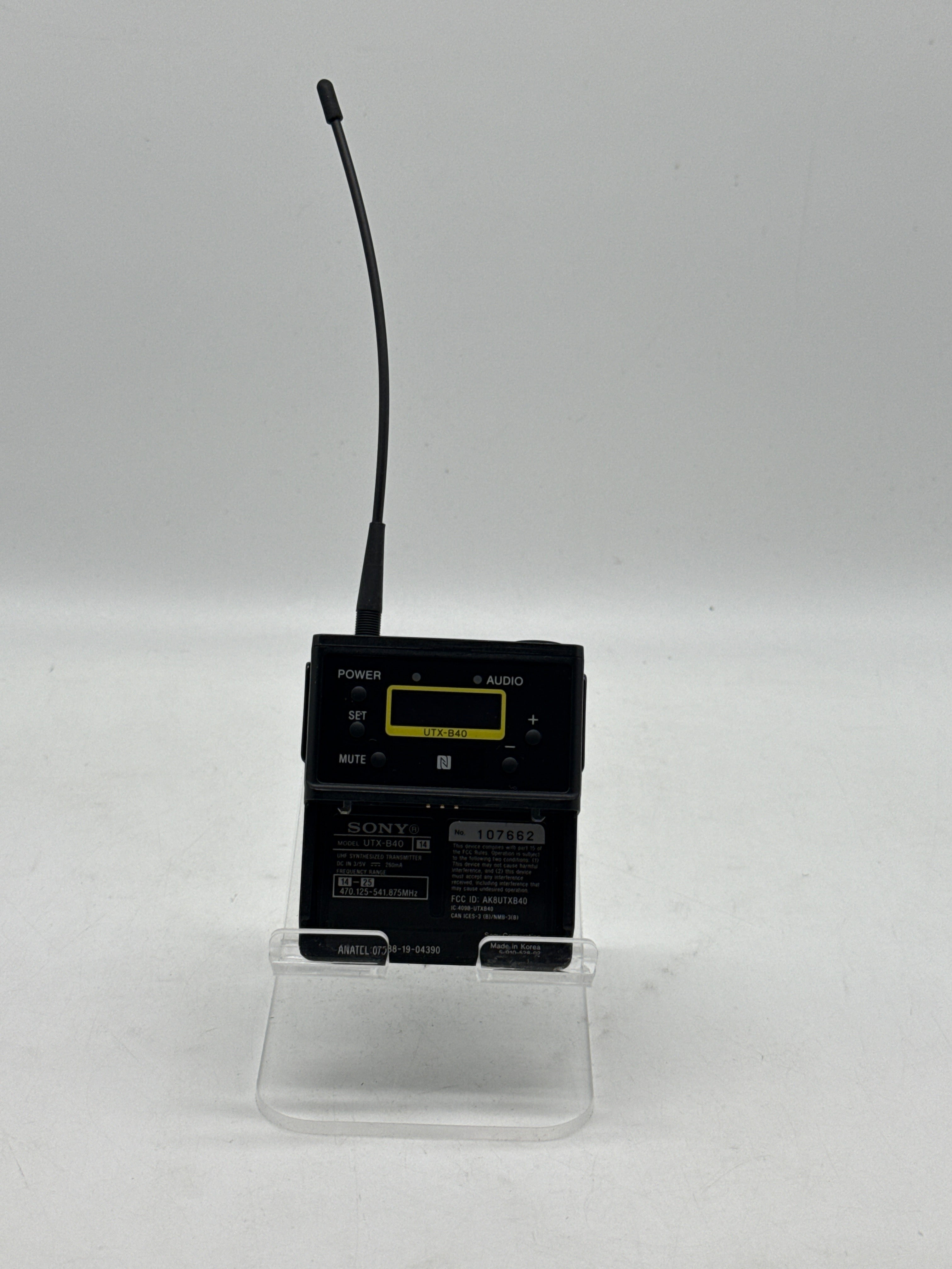 Sony UTX-B40 Wireless Bodypack Transmitter W/Battery